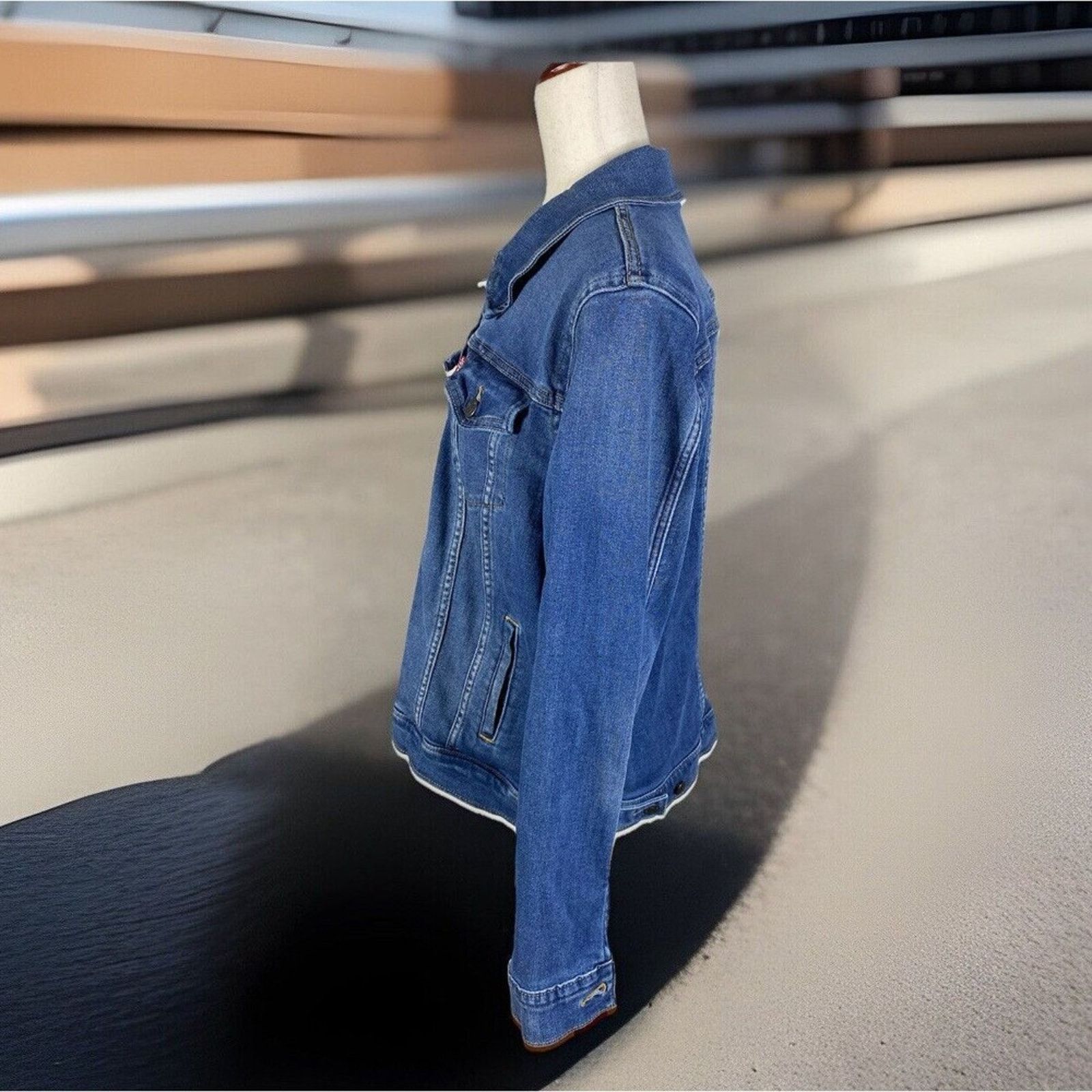 Levi's Levi's Original RED LABEL Trucker Jacket Women's XL Denim Size XL / US 12-14 / IT 48-50 - 3 Thumbnail