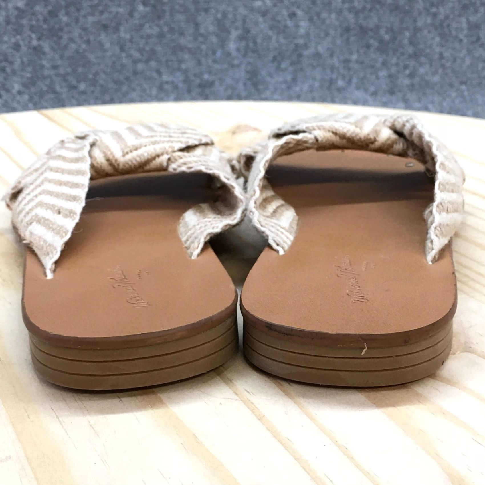 Vintage Universal Thread Sandals Womens 6 Louise Chevron Print Slip On Flats Slide Beige Size US 6 / IT 36 - 7 Thumbnail