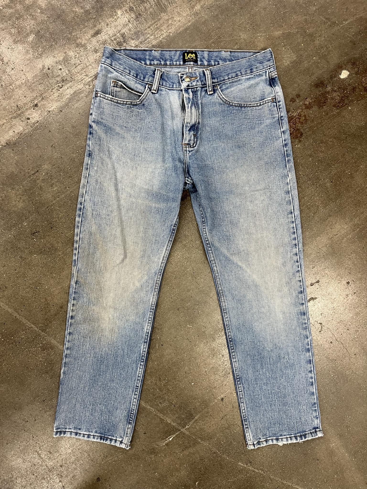 Vintage 1990's Lee Regular Fit Faded Wash Jeans Size US 34 / EU 50 - 1 Thumbnail