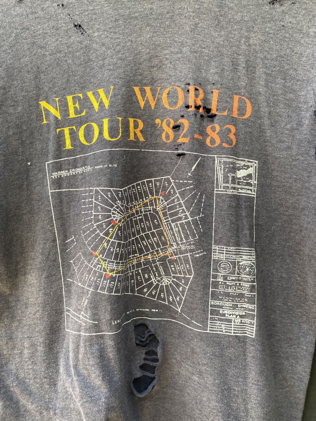 Band Tees *RARE* Vintage 80s RUSH Signal Tour PAPER THIN Band Shirt Size US M / EU 48-50 / 2 - 8 Thumbnail