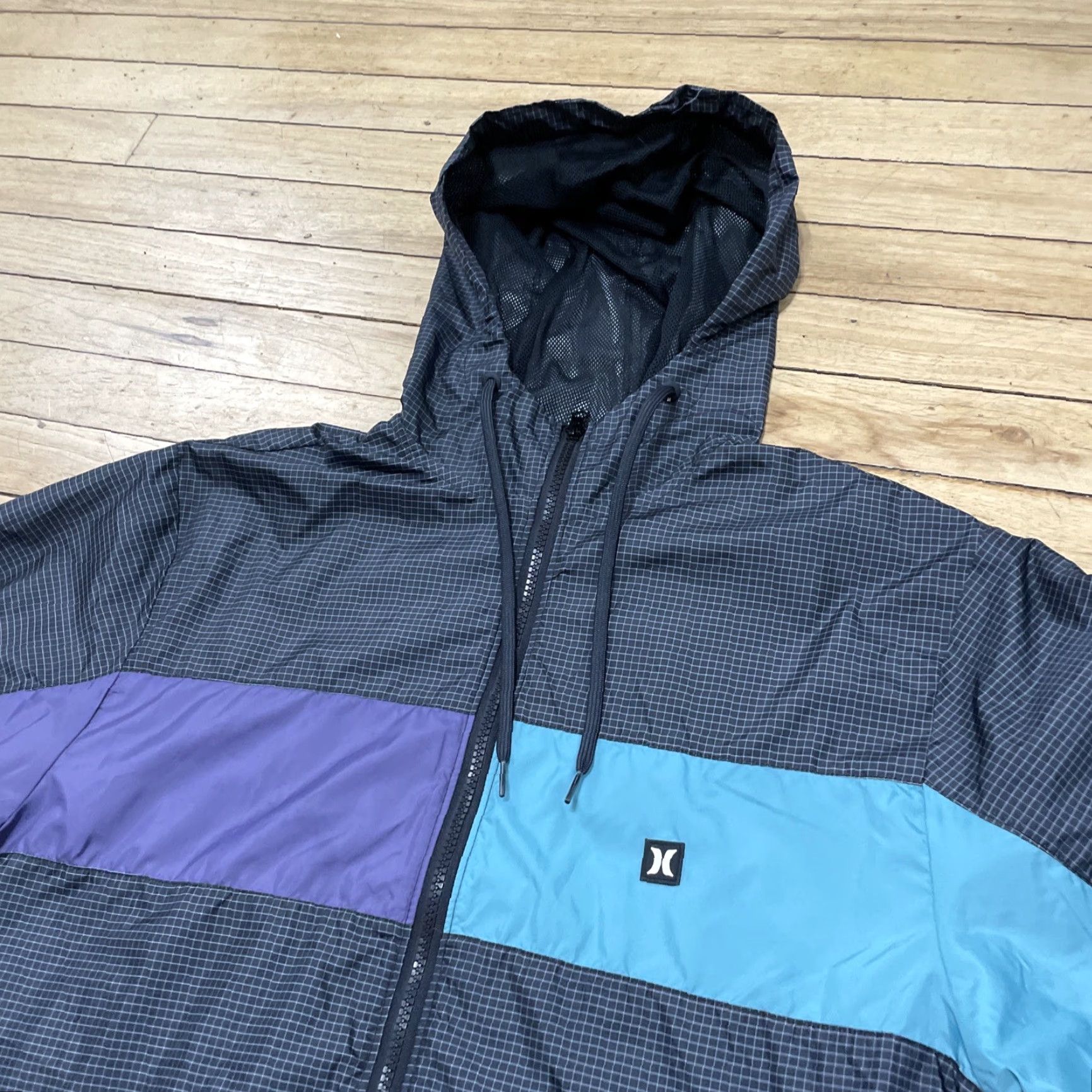 Hurley Hurley Men’s Jacket Windbreaker Hooded Zip Logo Colorblock Weatherproof, Small, Blue, Casual, Regular Fit, Winter Spring Fall, Men’s, Jacket Size US S / EU 44-46 / 1 - 7 Thumbnail