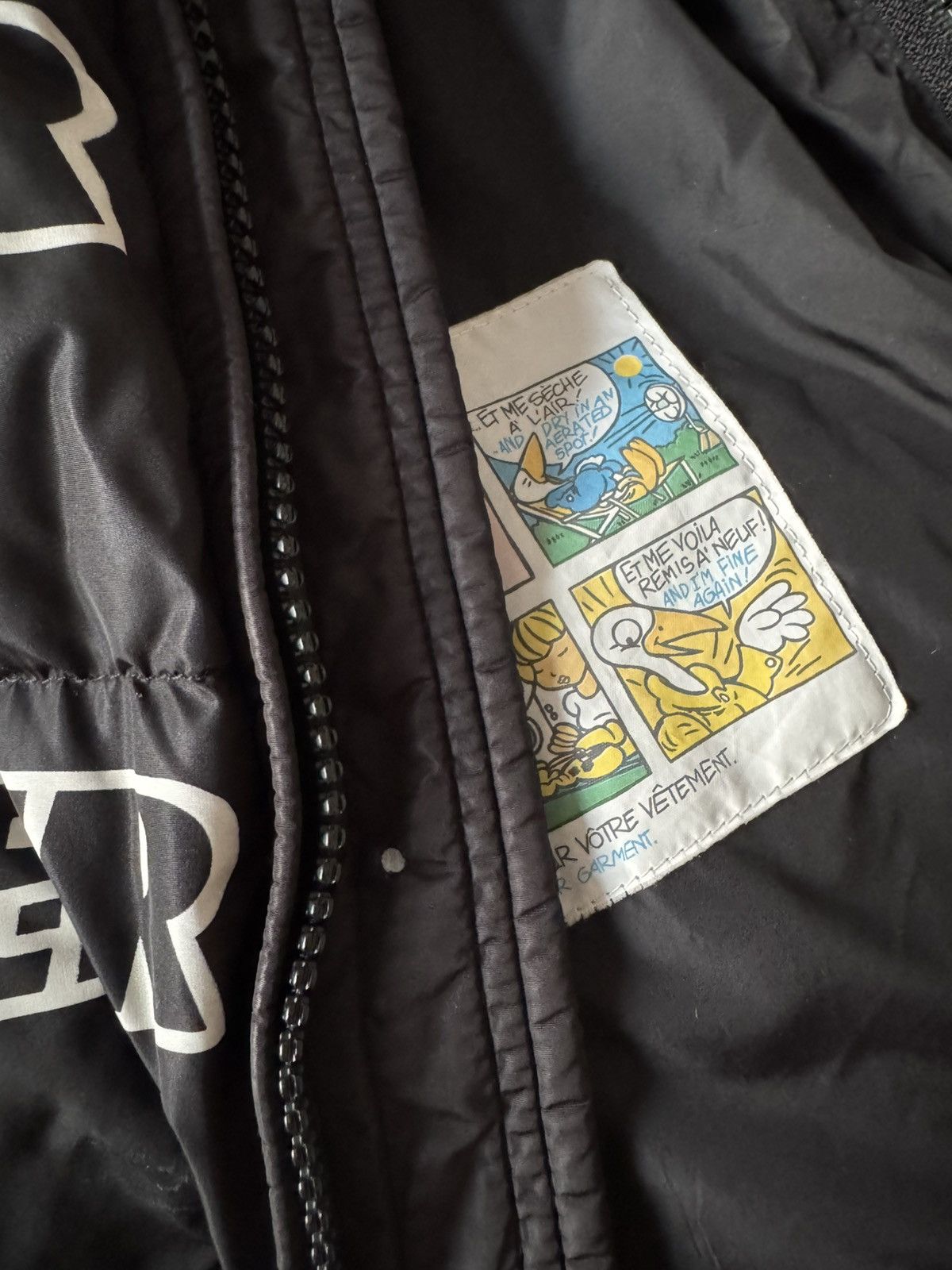 Moncler Moncler faiveley logo print Size US M / EU 48-50 / 2 - 9 Thumbnail