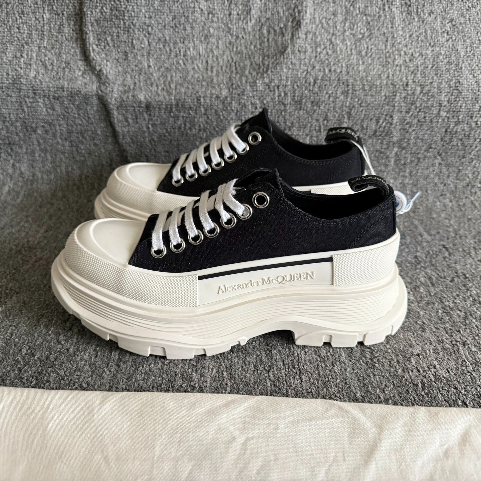 Alexander McQueen Alexander McQueen Platform Canvas Shoes Size US 5 / IT 35 - 1 Thumbnail