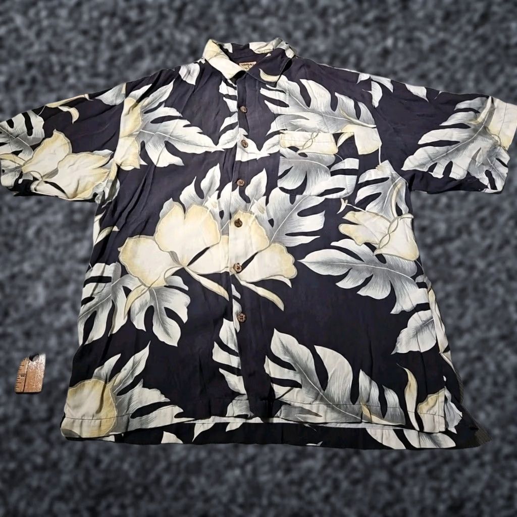 Tommy Bahama Tommy Bahama Shirt Men M Black Beige Floral Palm Hawaiian Camp 100% Silk Shirt Beach Hawaiian Aloha Vacation Resort Mens Silk Shirt Size US M / EU 48-50 / 2 - 1 Thumbnail