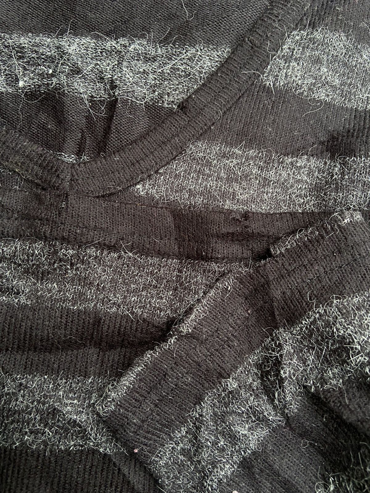 Hysteric Glamour Confirm distressed knit like number nine style Size US L / EU 52-54 / 3 - 4 Thumbnail