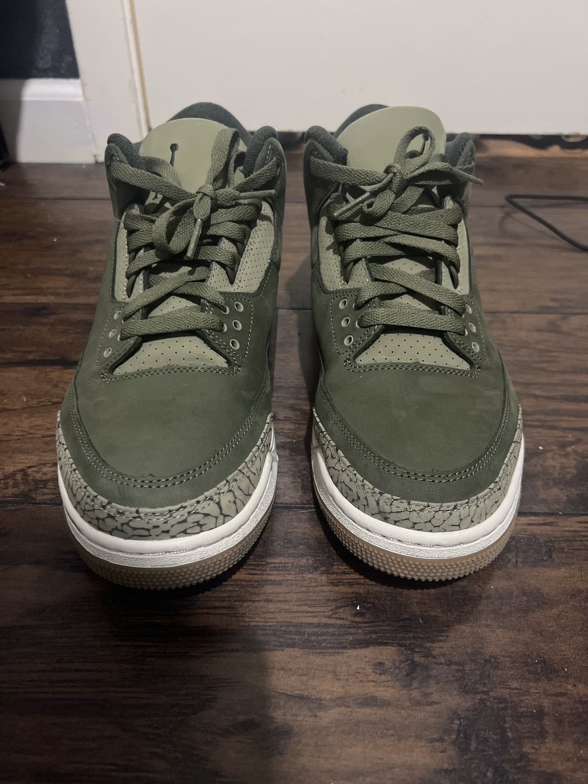 Jordan Brand Jordan 3 Family Affair Size US 11 / EU 44 - 3 Thumbnail