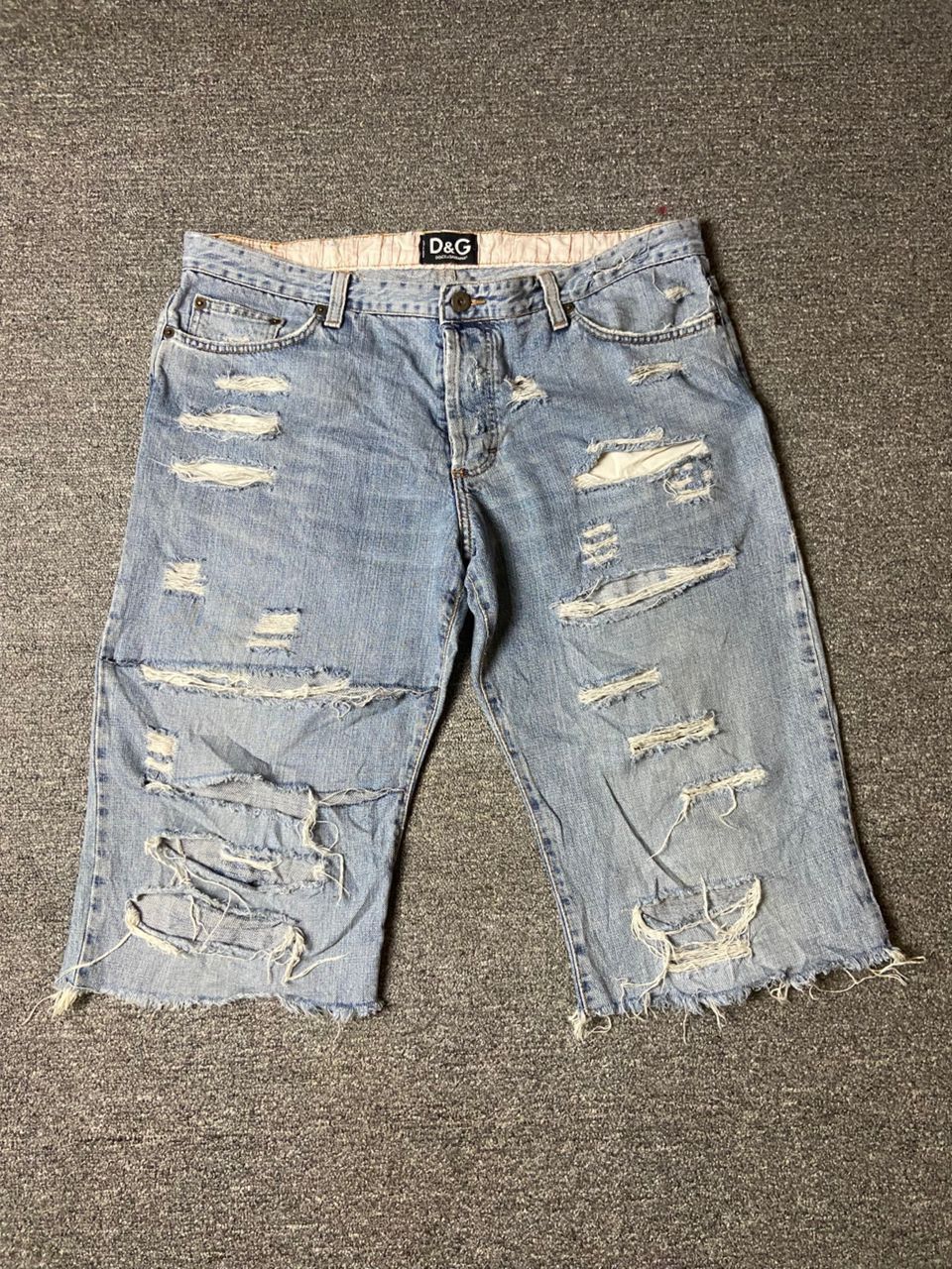 Dolce & Gabbana × Vintage Dolce & Gabbana Distressed Denim Ripped Shorts Jeans (126) Size US 36 / EU 52 - 1 Thumbnail