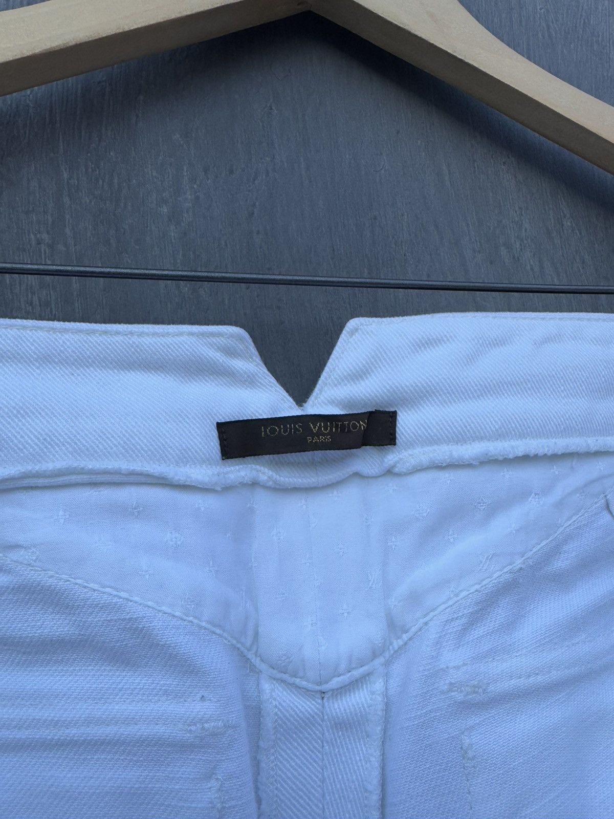 Louis Vuitton LOUIS VUITTON White Pants Size 42 Made In Italy Size 28" / US 6 / IT 42 - 13 Thumbnail