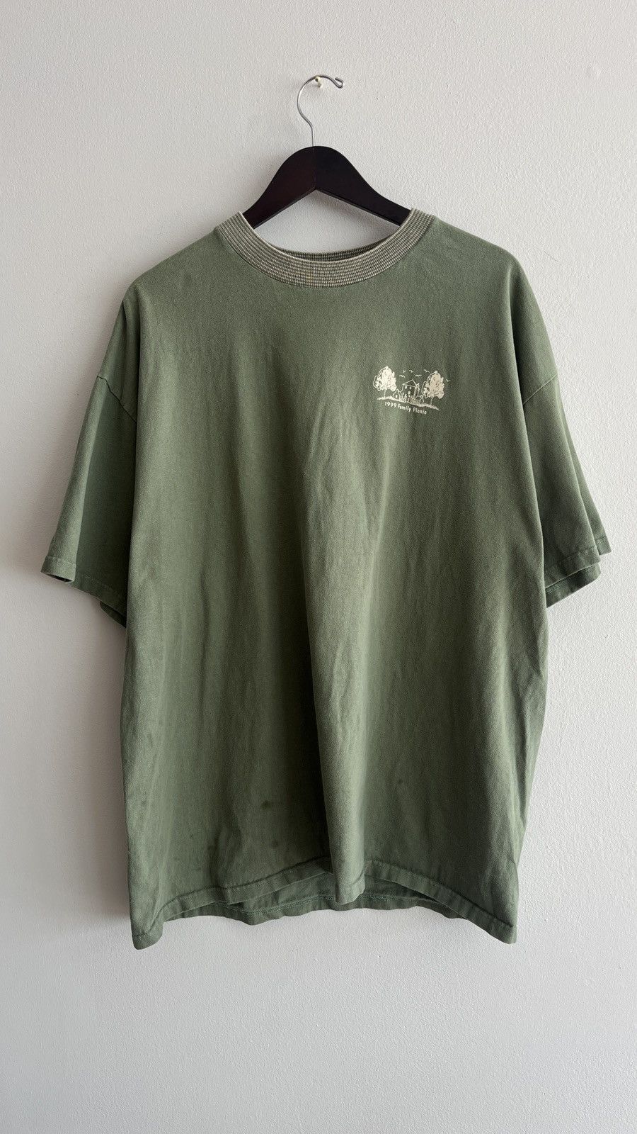 Hanes × Vintage 1999 Family Reunion Raglan Neck Tee Size US XXL / EU 58 / 5 - 1 Thumbnail