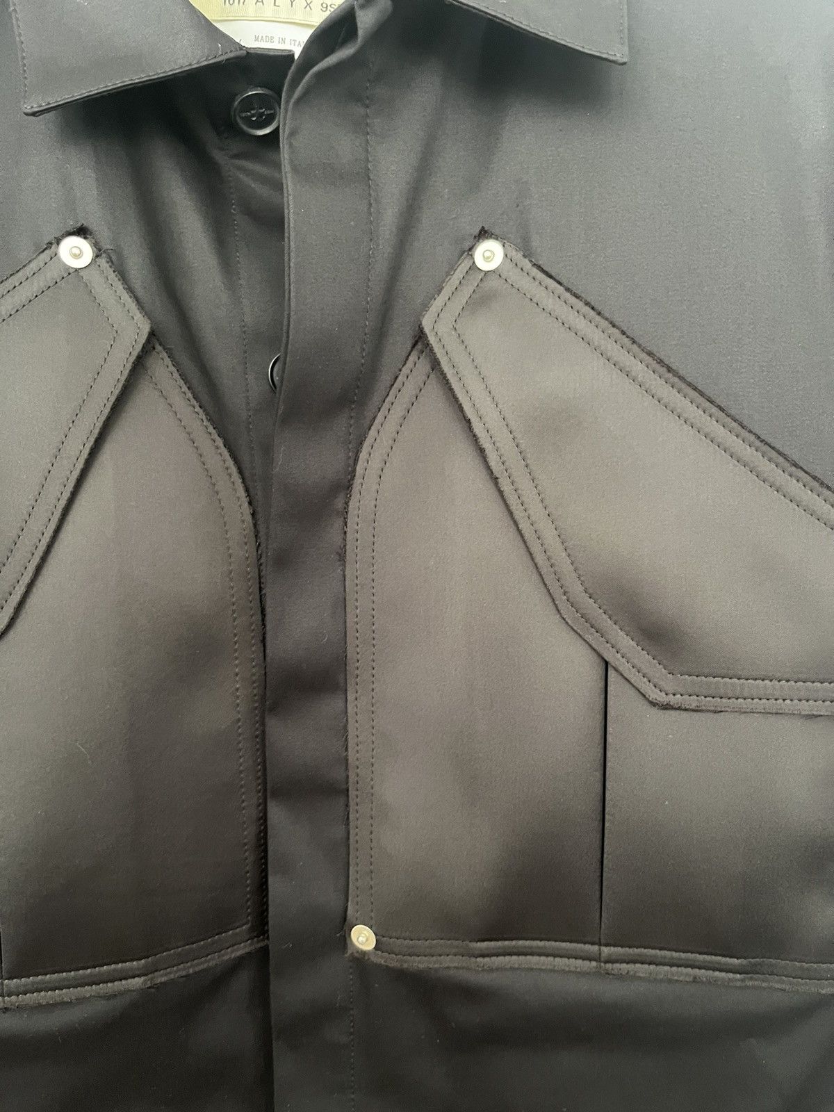 1017 ALYX 9SM 1017 Alyx 9SM black short sleeve tailored shirt Size US L / EU 52-54 / 3 - 3 Thumbnail
