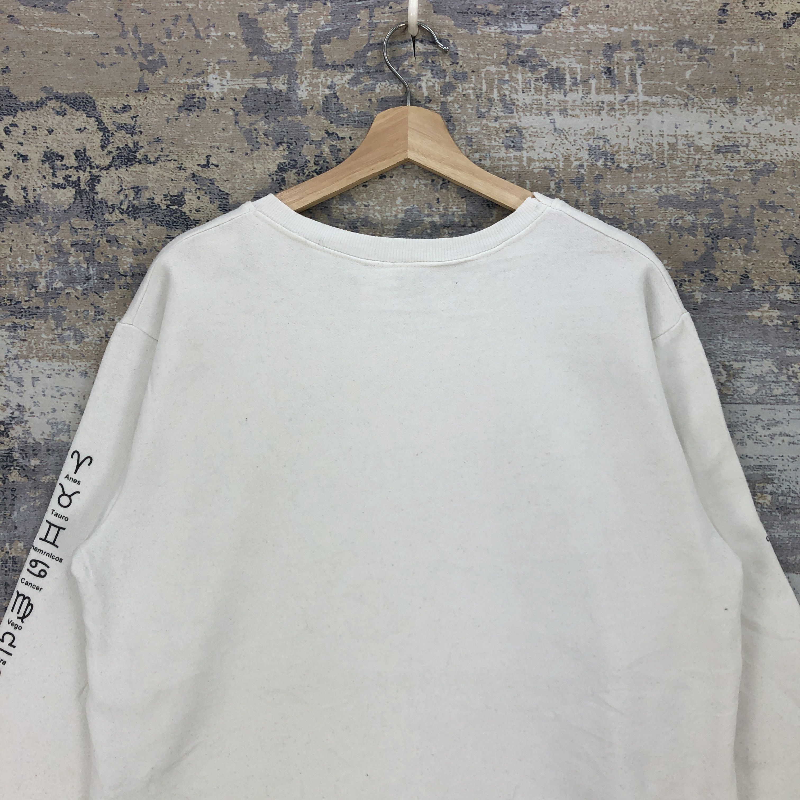 Japanese Brand Vintage Sun Medusa Sweater Horoscope Sweatshirt Jumper Size US M / EU 48-50 / 2 - 4 Thumbnail