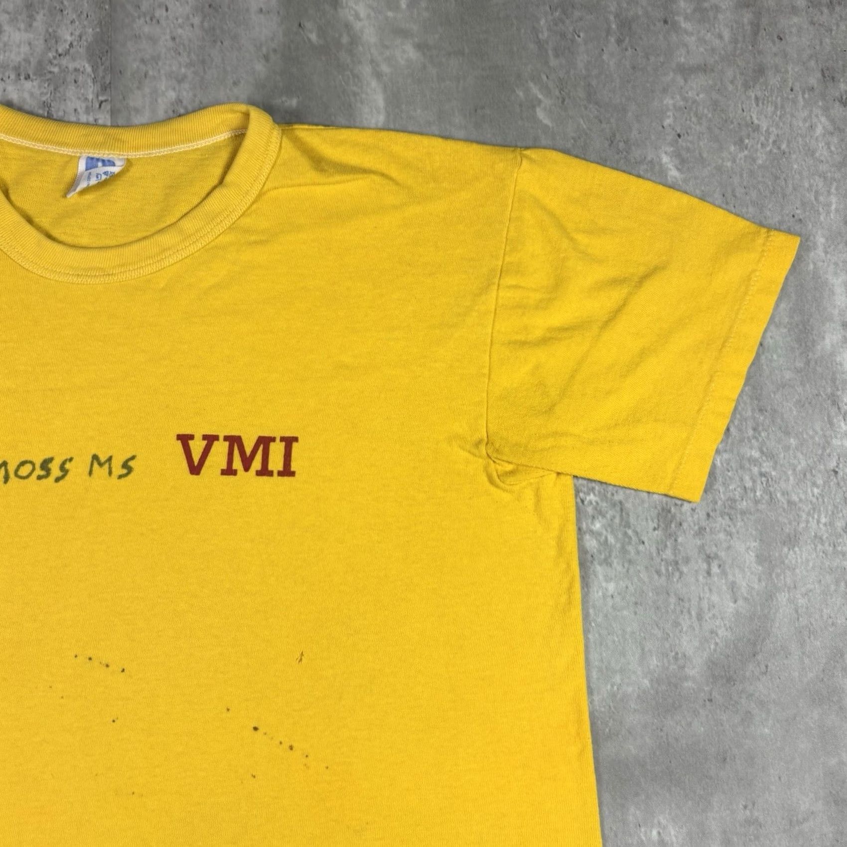 Russell Athletic VINTAGE Russell Athletic Gym T Shirt Yellow 80s Adult L Short Sleeve Crew Neck Cotton Solid Mens Size US L / EU 52-54 / 3 - 7 Thumbnail