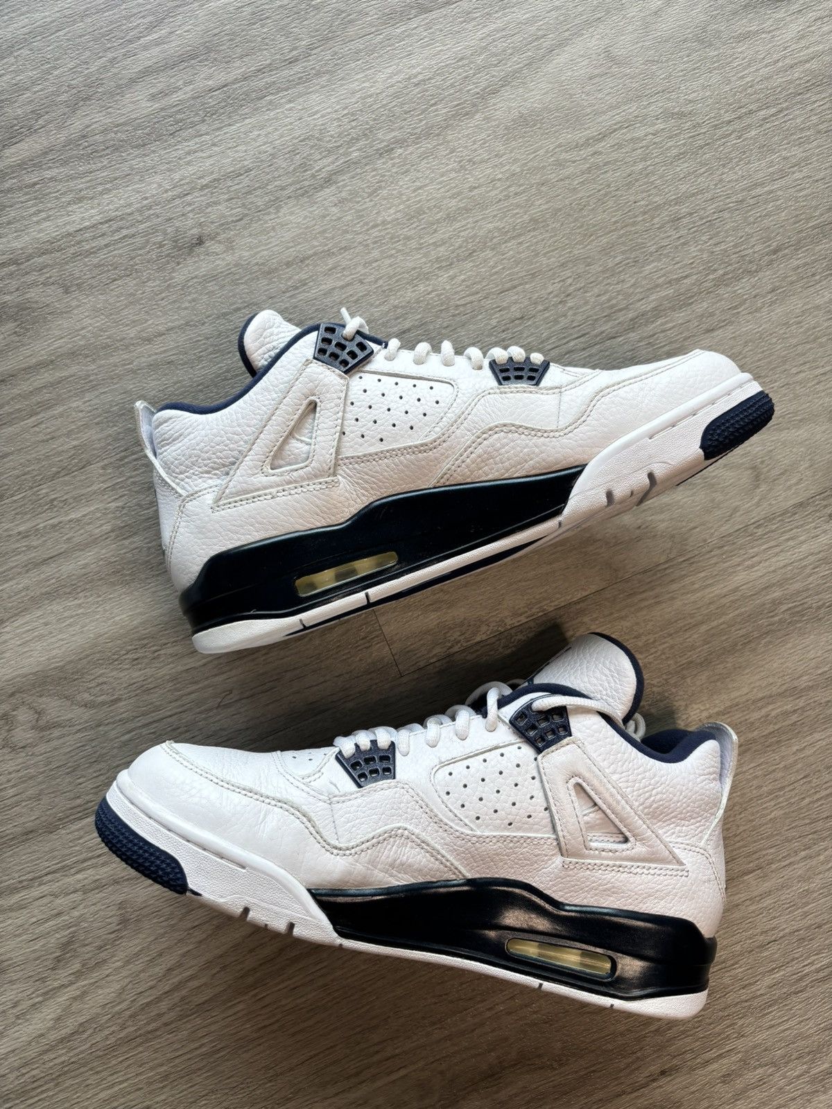 Jordan Brand Columbia Jordan 4 Size US 10.5 / EU 43-44 - 2 Thumbnail