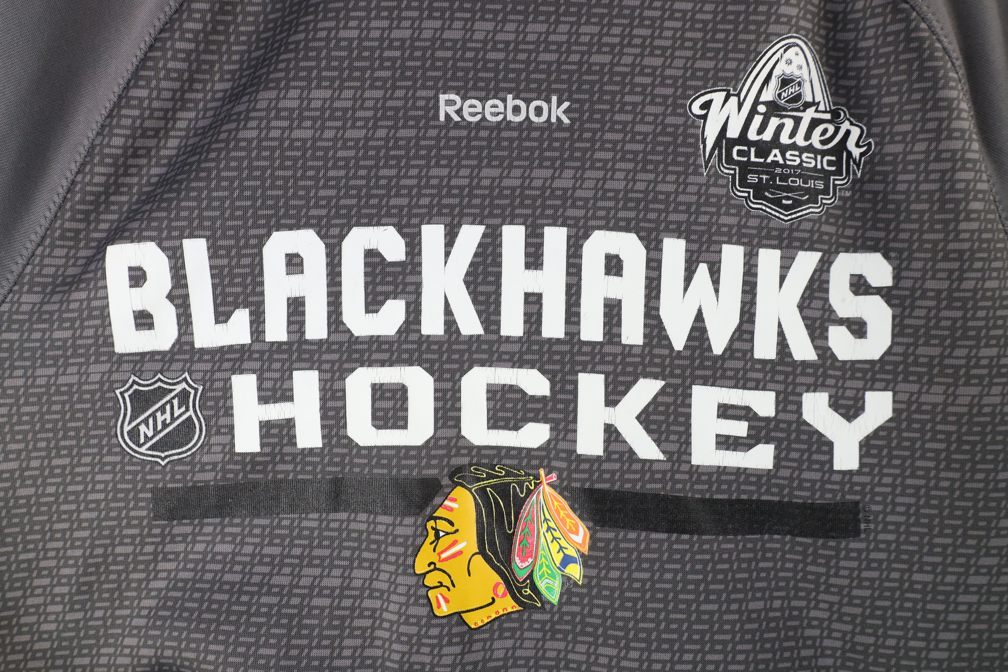Reebok × Vintage Reebok Winter Classic Chicago Blackhawks Hockey Hoodie Gray Size US S / EU 44-46 / 1 - 4 Thumbnail
