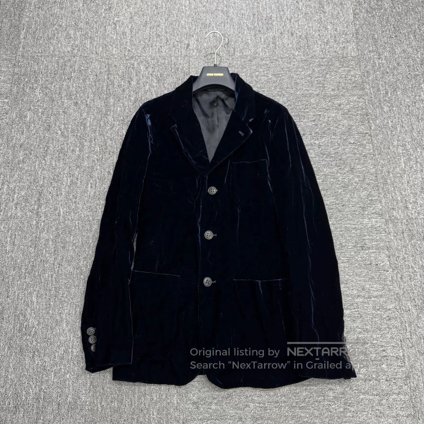 Giorgio Armani Giorgio Armani Velvet Blazer. Size US M / EU 48-50 / 2 - 1 Thumbnail