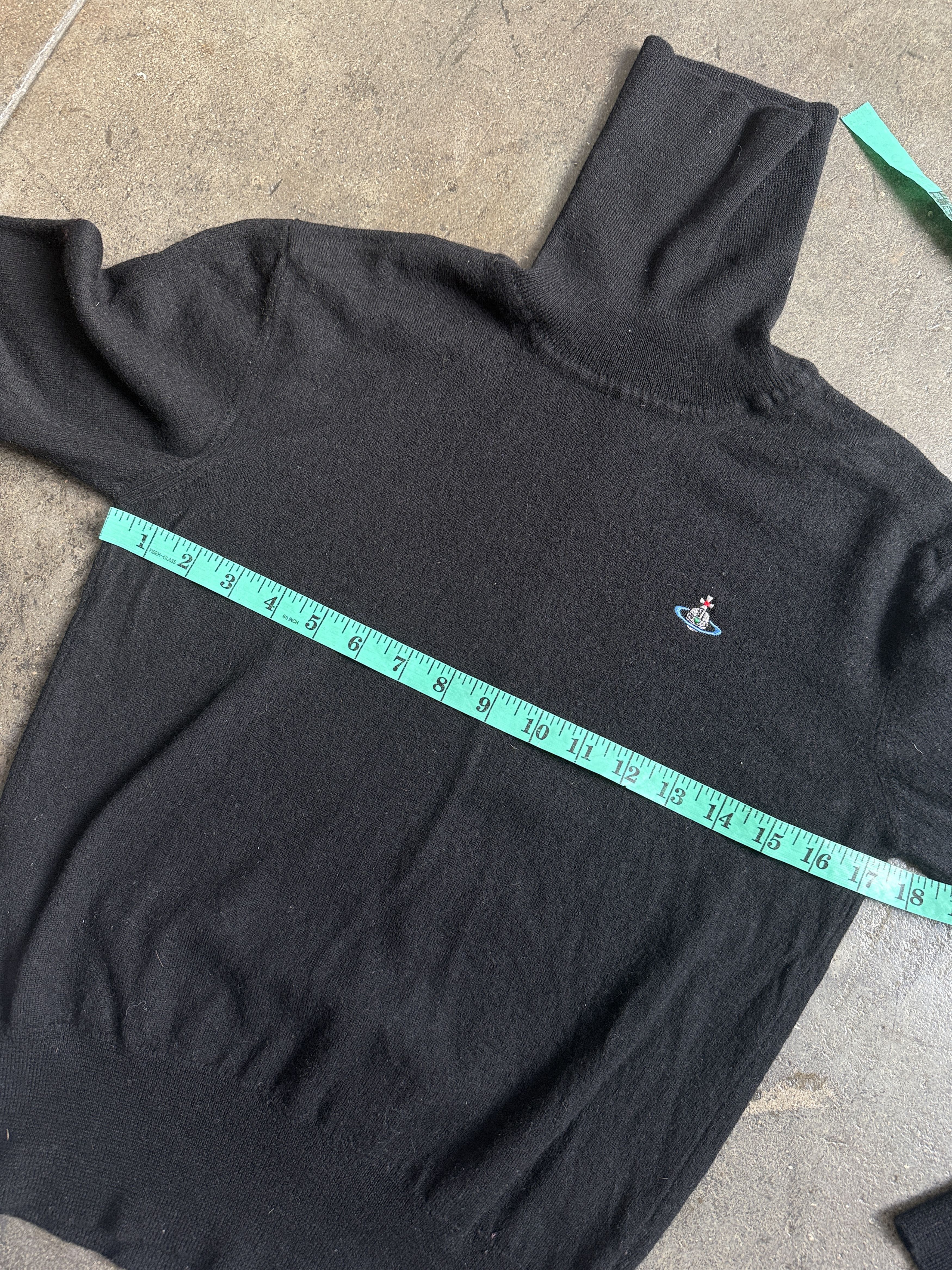 Vivienne Westwood 2018 Vivienne Westwood Black Turtleneck w/ Embroidered Orb Size M / US 6-8 / IT 42-44 - 9 Thumbnail