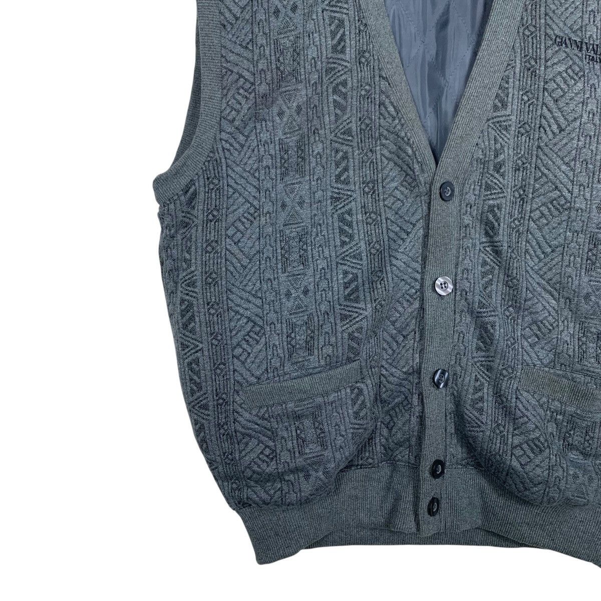 Gianni Valentino Vintage GIANNI VALENTINO Art Print Sweater Vest #1729-C77 Size US L / EU 52-54 / 3 - 5 Thumbnail