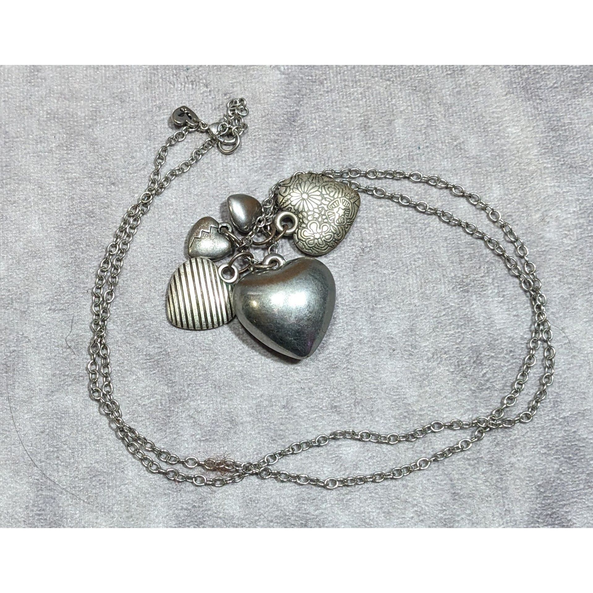 American Eagle Outfitters American Eagle Outfitters Y2K Preppy Puffed Heart Cluster Ch Size ONE SIZE - 8 Thumbnail