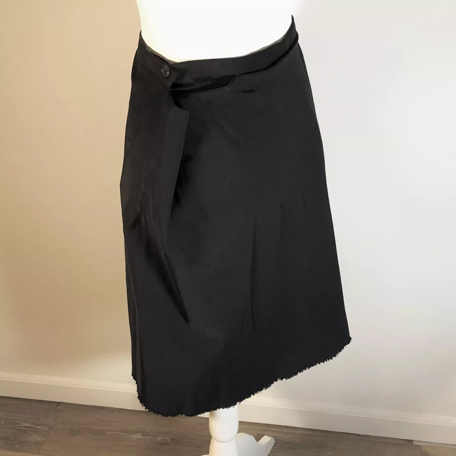 Yohji Yamamoto Yohji Yamamoto black skirt Sz XS Size 24" / US 00 / IT 34 - 2 Thumbnail
