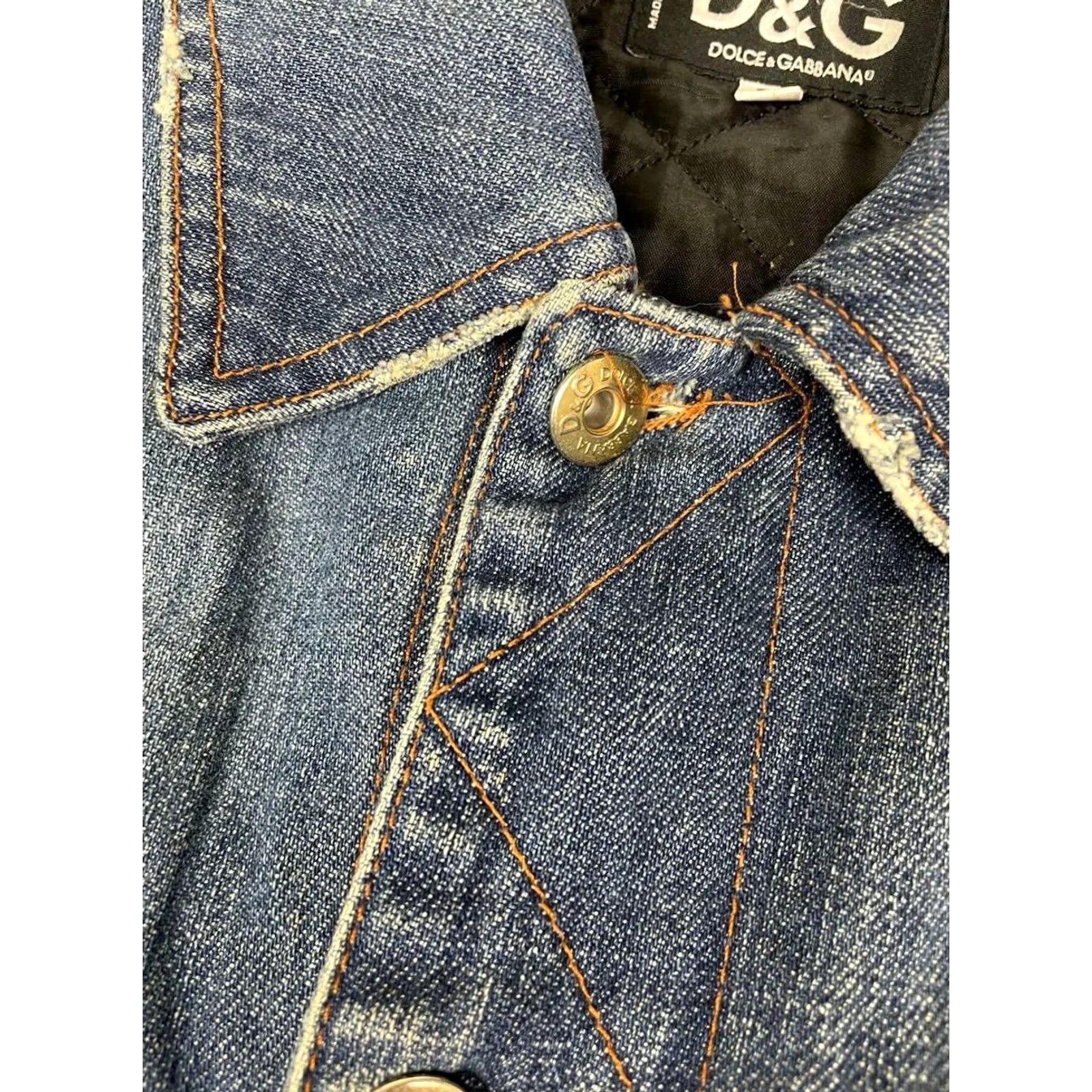 Dolce & Gabbana VINTAGE Dolce&Gabbana Denim Jacket Mens L Blue 90s 90s Bomber Logo Denim Jacket Leather? Size US L / EU 52-54 / 3 - 7 Thumbnail
