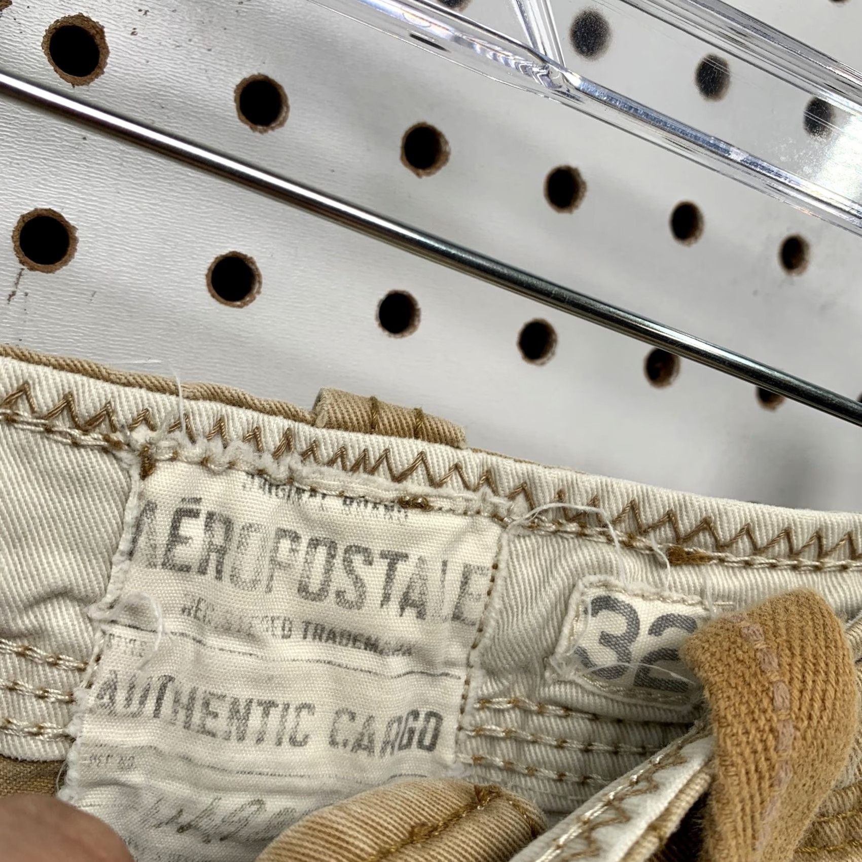 Vintage Aéropostale Cargo Military Shorts Mens 32 Khaki Utility Pocket Outdoor 34x11 Mens Cargo Short Beige Army Outdoor Pockets Summer Spring Mens Size US 32 / EU 48 - 3 Thumbnail