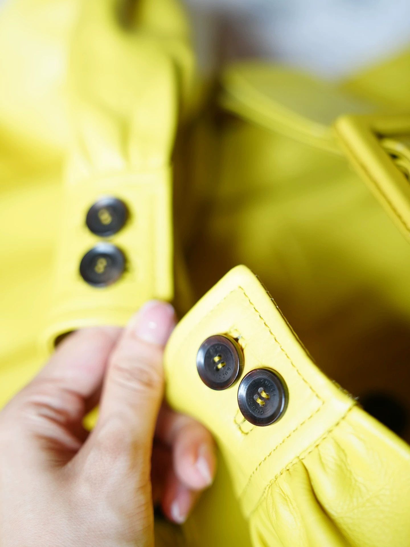 Gucci Gucci Yellow-Green LanternSleeve Leather Jacket XS/S (36) Size XS / US 0-2 / IT 36-38 - 5 Thumbnail