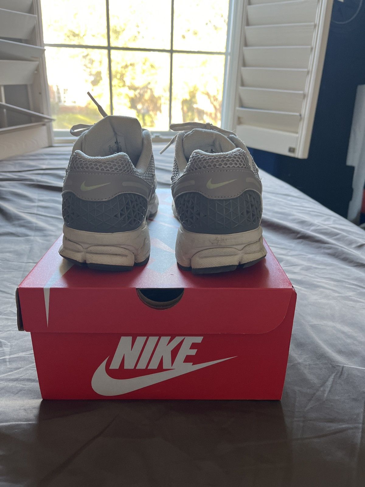 Nike Nike vemero 5 Size US 12 / EU 45 - 4 Thumbnail