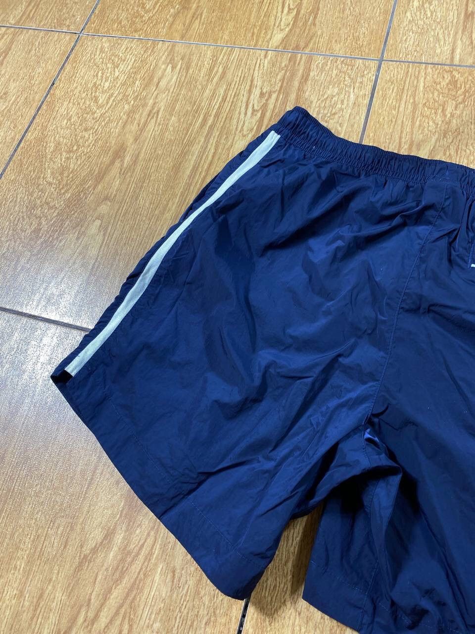 Nike × Vintage 90's NIKE SWOOSH LOGO Y2K RARE RETRO SHORTS Size US 30 / EU 46 - 9 Thumbnail
