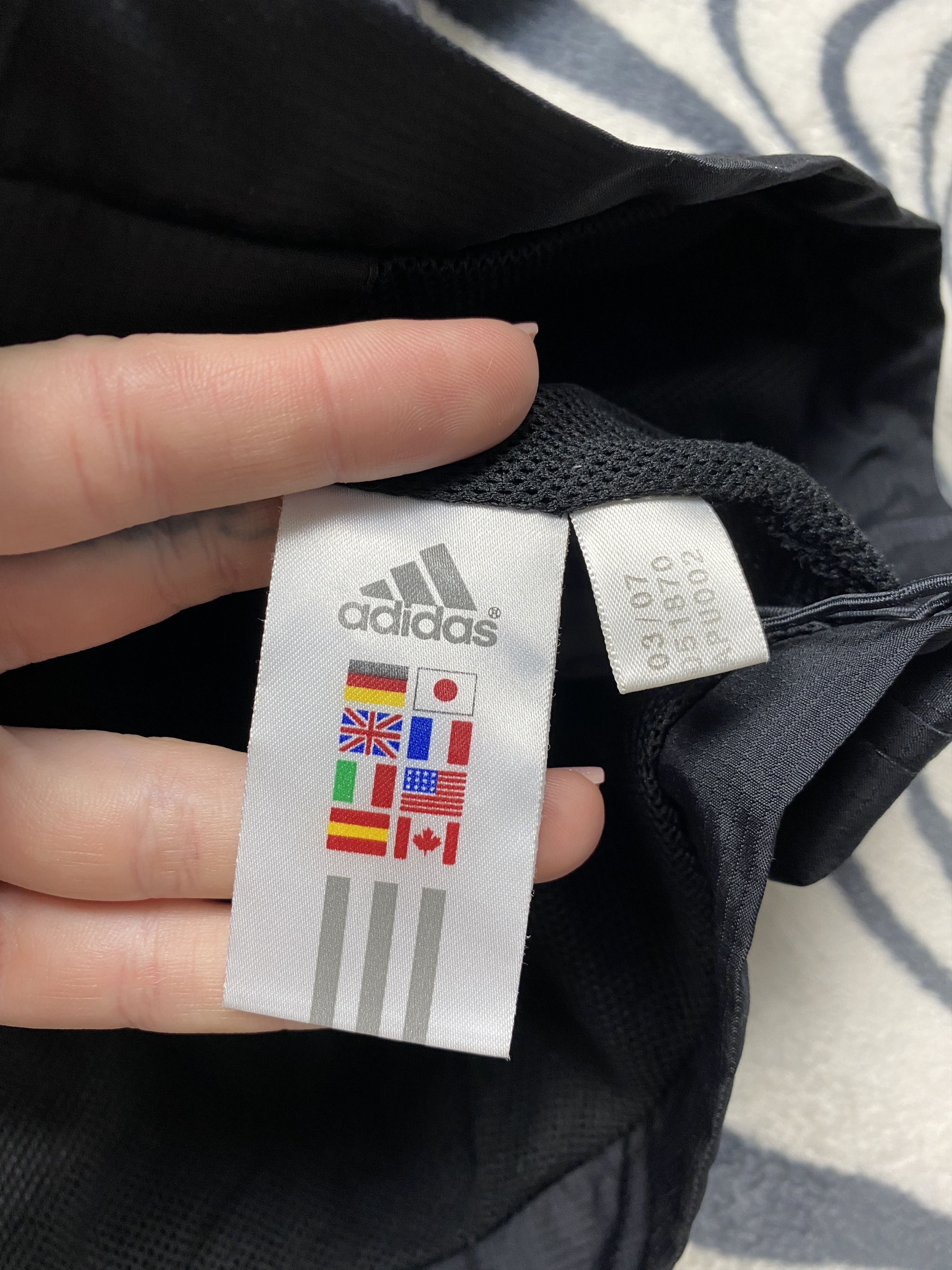 Adidas Adidas All Black Vintage Rugby Mens Windbreaker Jacket Size US XL / EU 56 / 4 - 8 Thumbnail