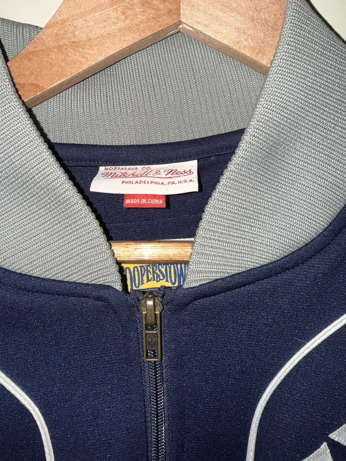 New York Yankees Mitchell and Ness Harwood Vintage New York Yankees Full Zip Size US M / EU 48-50 / 2 - 4 Thumbnail