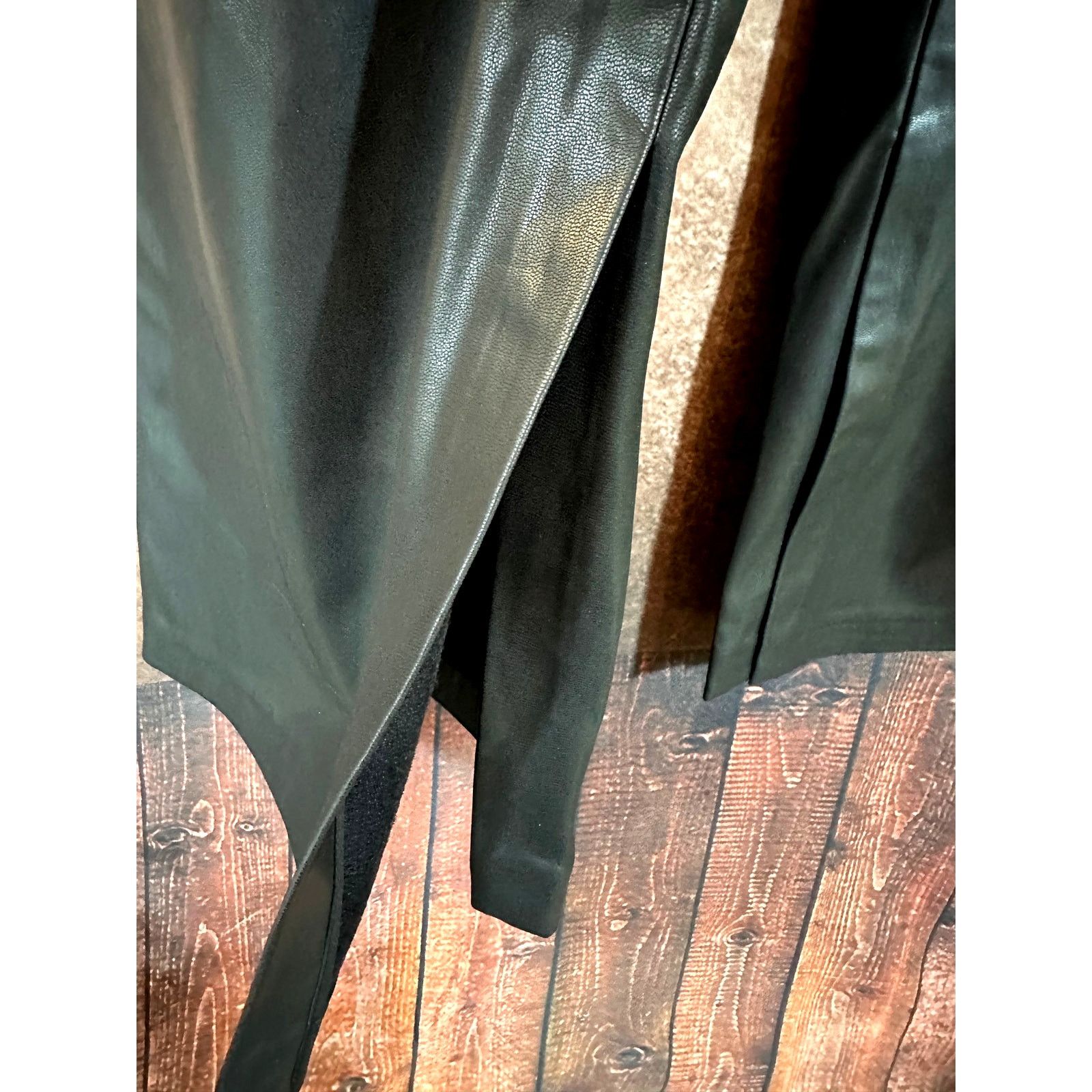 Tanya Taylor Tanya Taylor Adler Faux Leather Pants Bottom Slits Black 18 Size 40" / US 18 - 14 Thumbnail