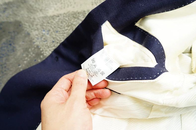 Number (N)ine Number (N)ine Size 2 White-button slim suit 2503-Nextarrow Size 44R - 7 Thumbnail