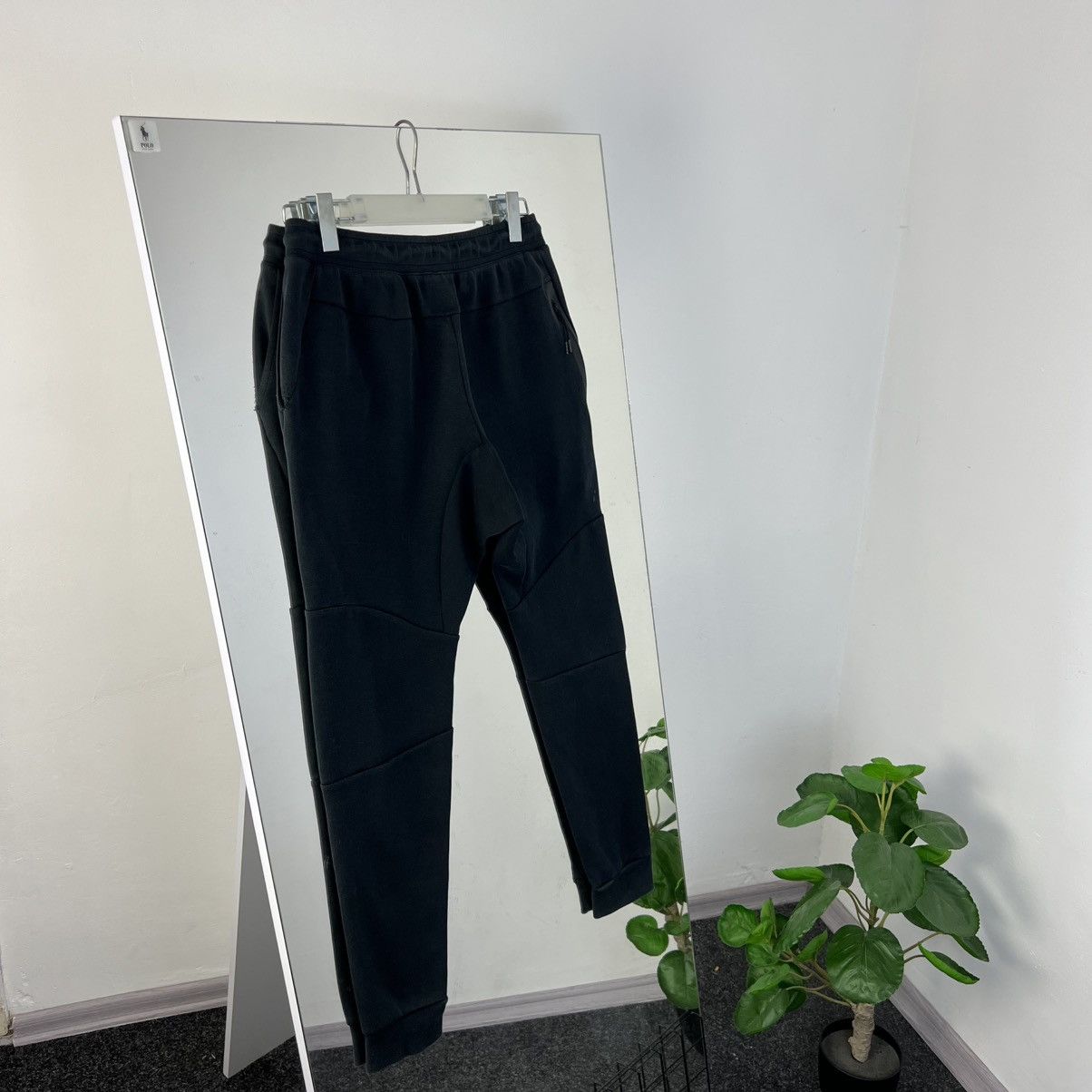 Nike Nike Tech Fleece Mini Logo Drill Sweatpants Size US 32 / EU 48 - 2 Thumbnail