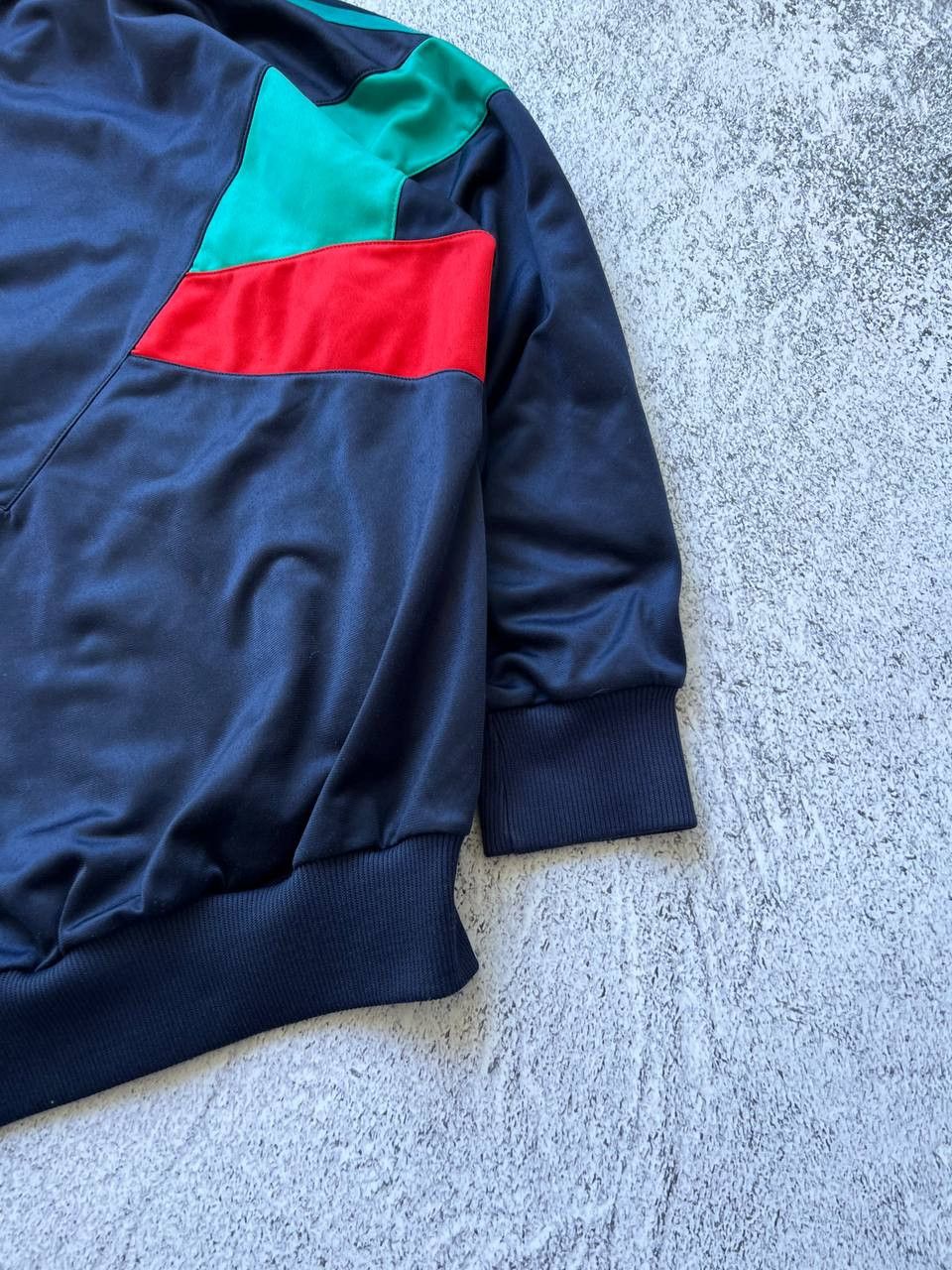 Adidas × Vintage Vintage Adidas Track Jacket Very Rare Retro Size US M / EU 48-50 / 2 - 8 Thumbnail
