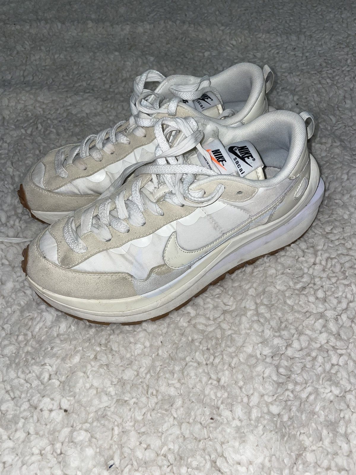Nike Nike sacai vapor waffle sail gum Size US 8.5 / EU 41-42 - 1 Thumbnail