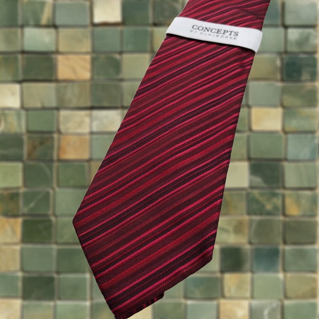 Liz Claiborne VINTAGE Claiborne Tie Mens 100% Silk Red Striped 3.5" / 57 In Adult Size ONE SIZE - 1 Thumbnail