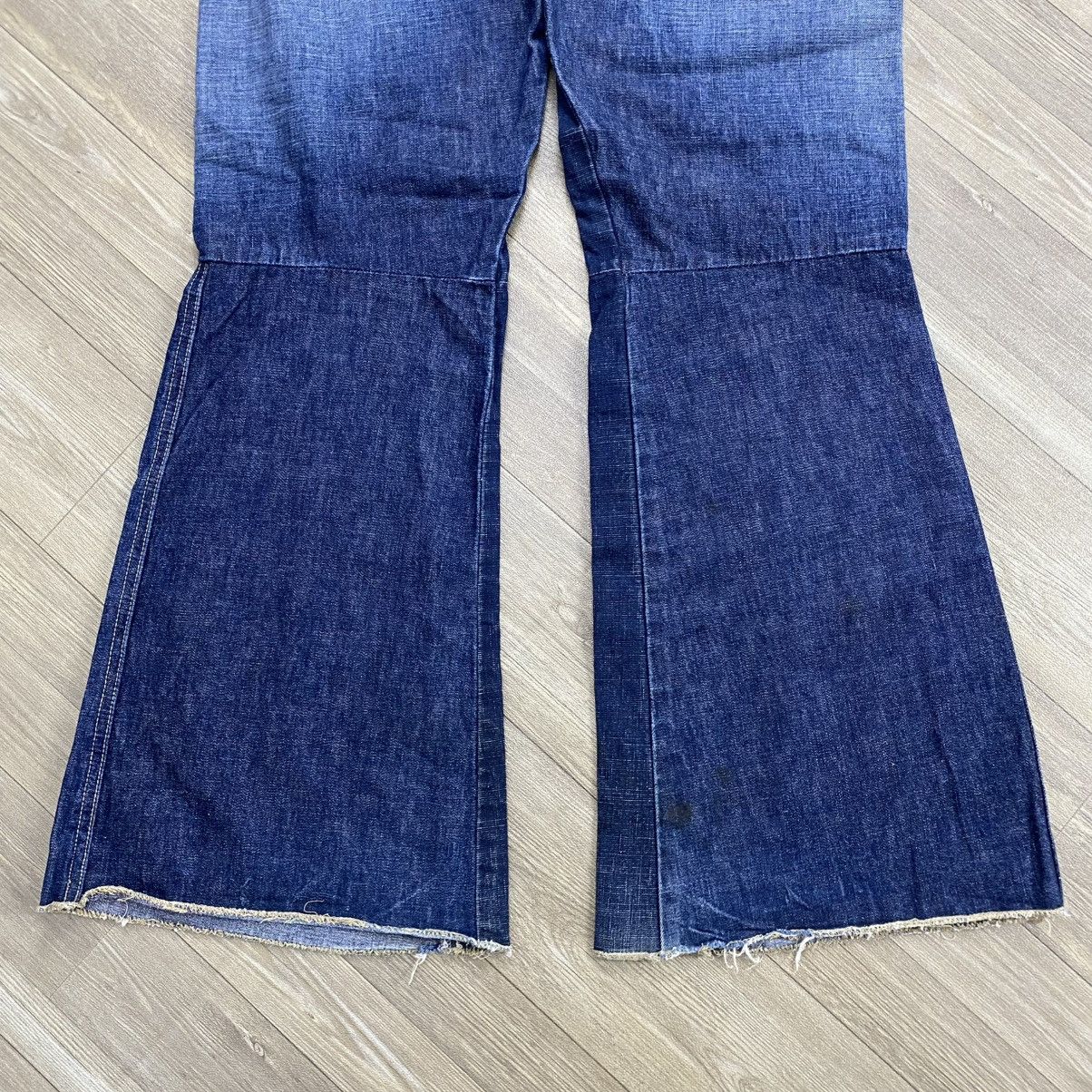 Marithe + Francois Girbaud Vintage Marithe Francois Girbaud Lgb Style Flared Jeans Y2K Size US 30 / EU 46 - 15 Thumbnail