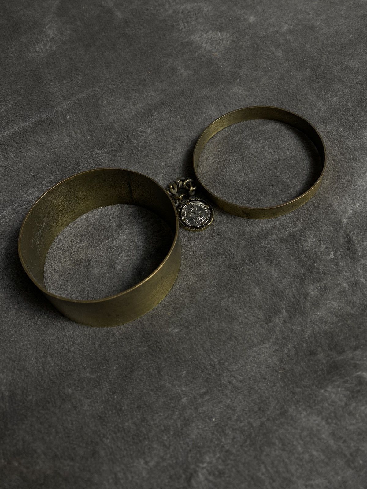Jewelry Vintage Brass Bracelet with Coin Pendant Size ONE SIZE - 5 Thumbnail