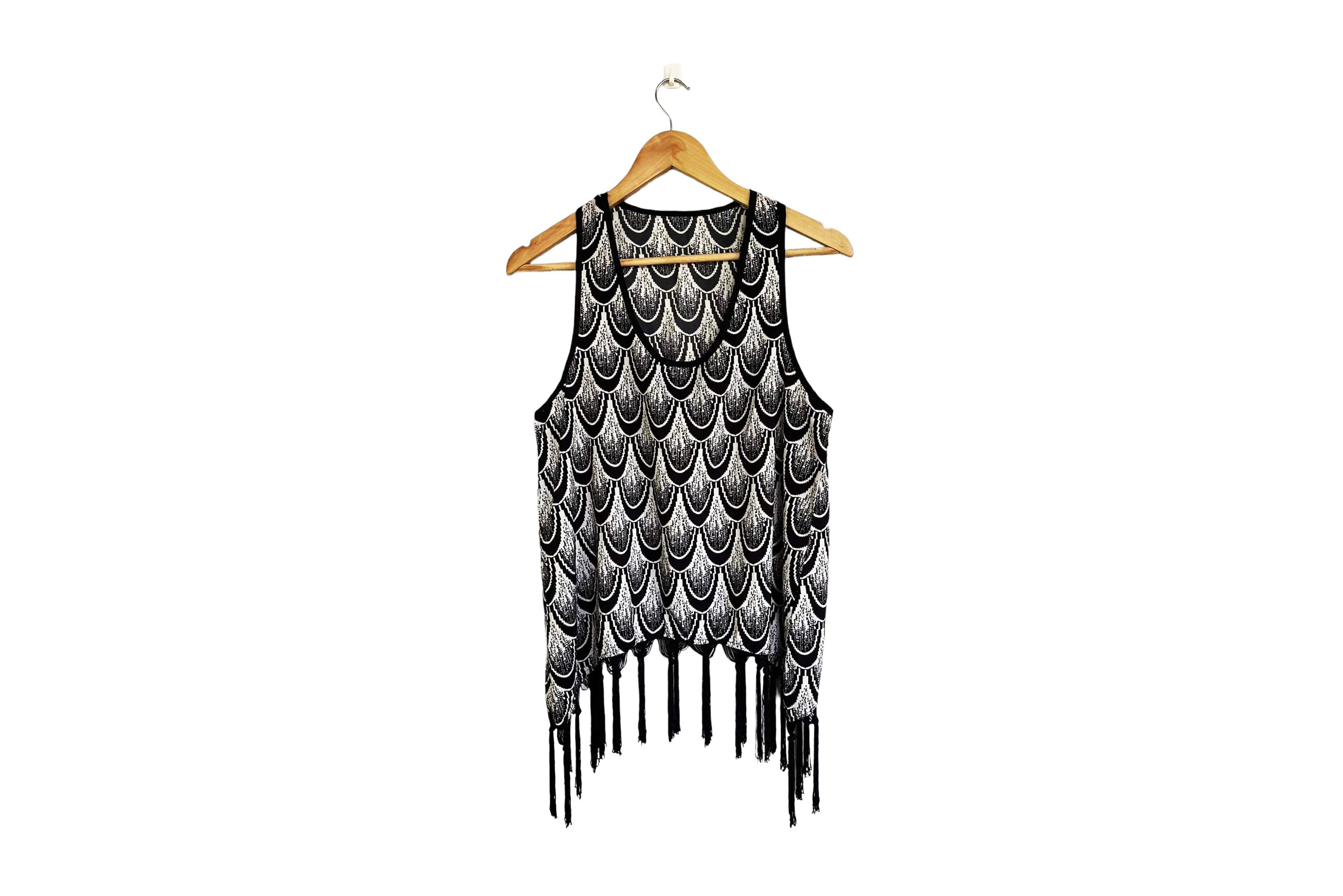 Vintage Festival Fringe Tank Top in Black and White graphic prints Size S / US 4 / IT 40 - 1 Thumbnail