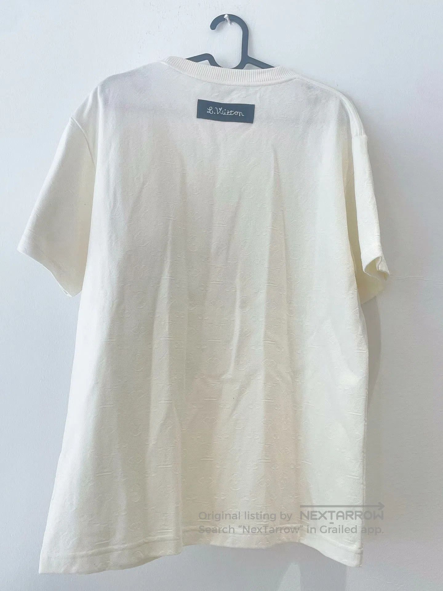 Louis Vuitton LV White Logo T-Shirt with Monkey Doll. Size US M / EU 48-50 / 2 - 2 Thumbnail