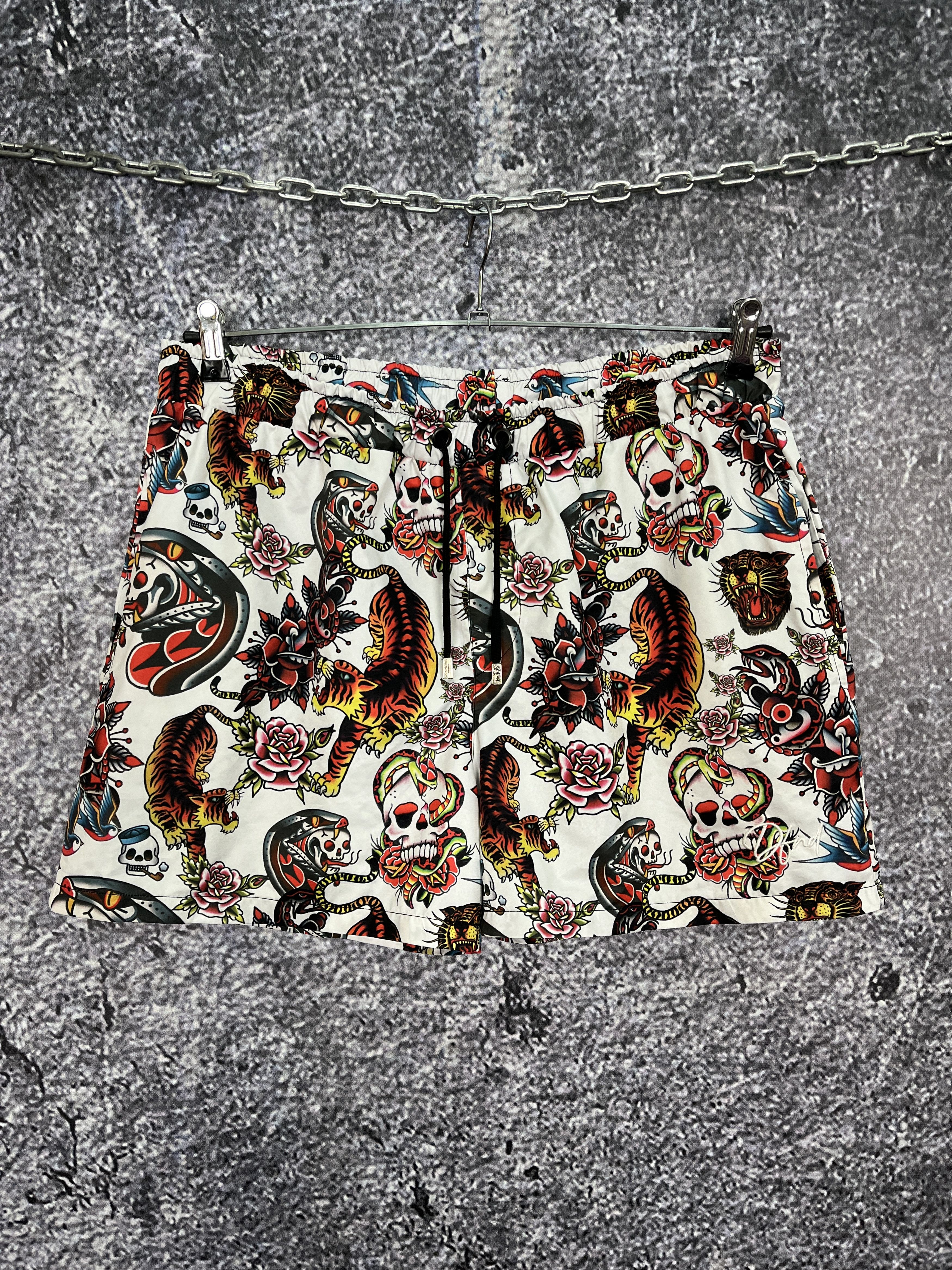 Vintage Japanese Shorts Tattoo Tiger Print Y2K Size L Ed Hardy Style Size US 36 / EU 52 - 1 Thumbnail