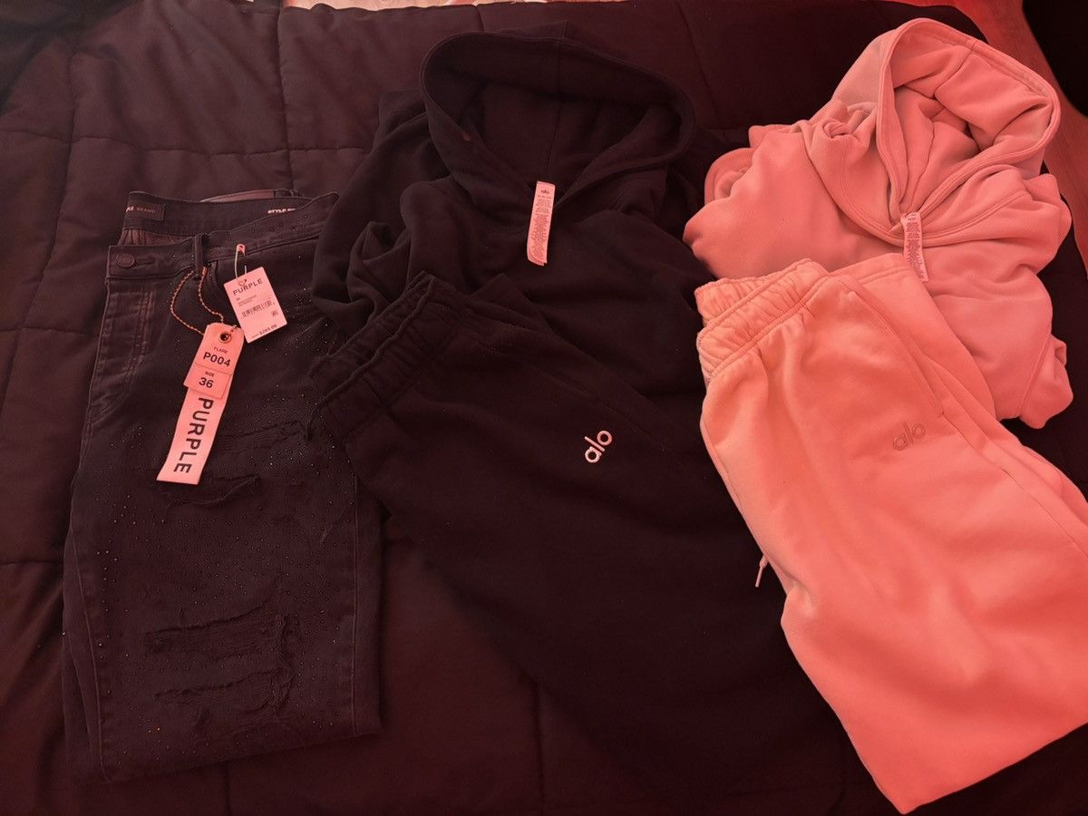 Alo Alo yoga bundle Size US 34 / EU 50 - 14 Thumbnail