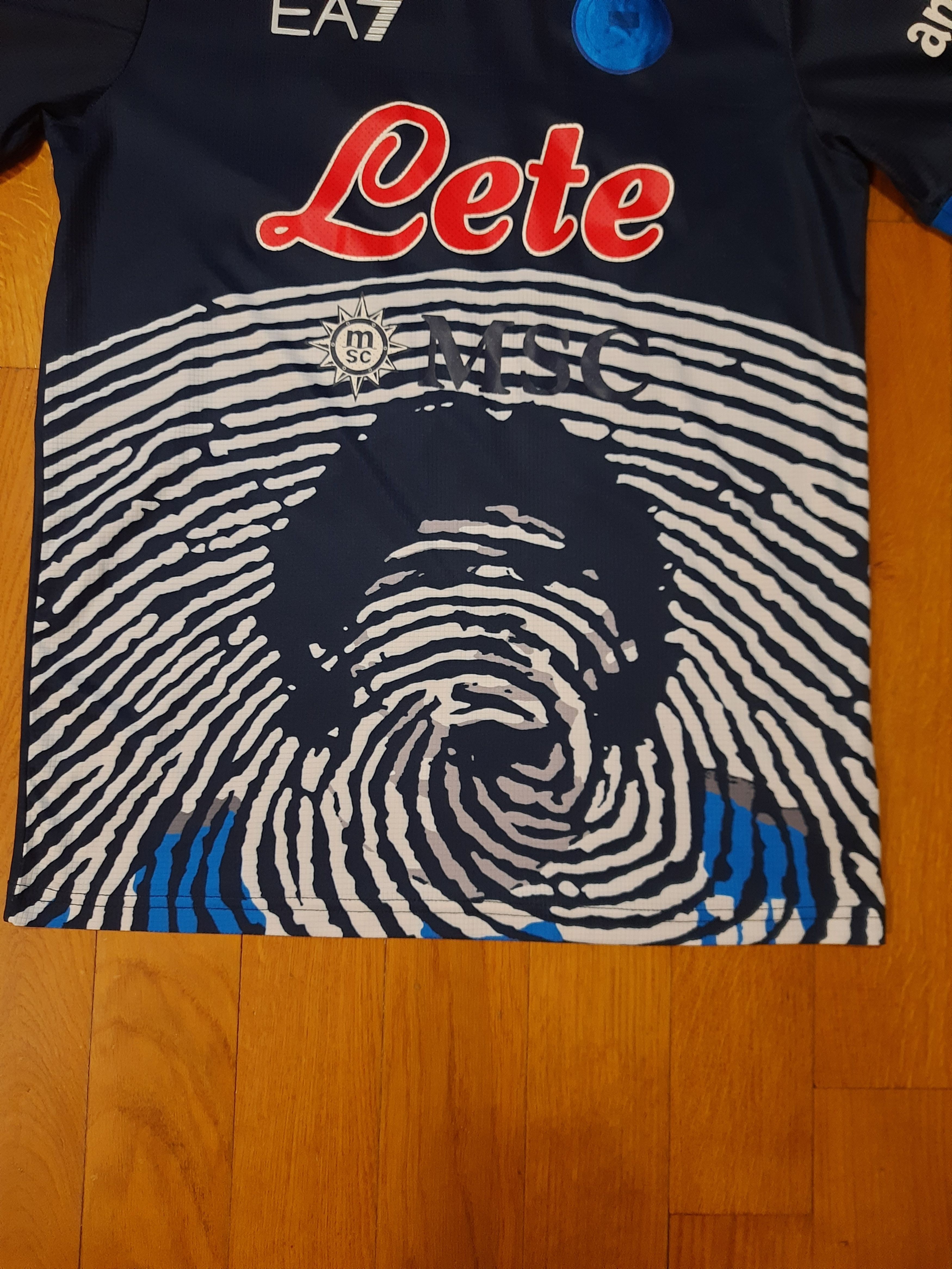 Other Ea7 armani Napoli Maradona Football Soccer Size US S / EU 44-46 / 1 - 2 Thumbnail