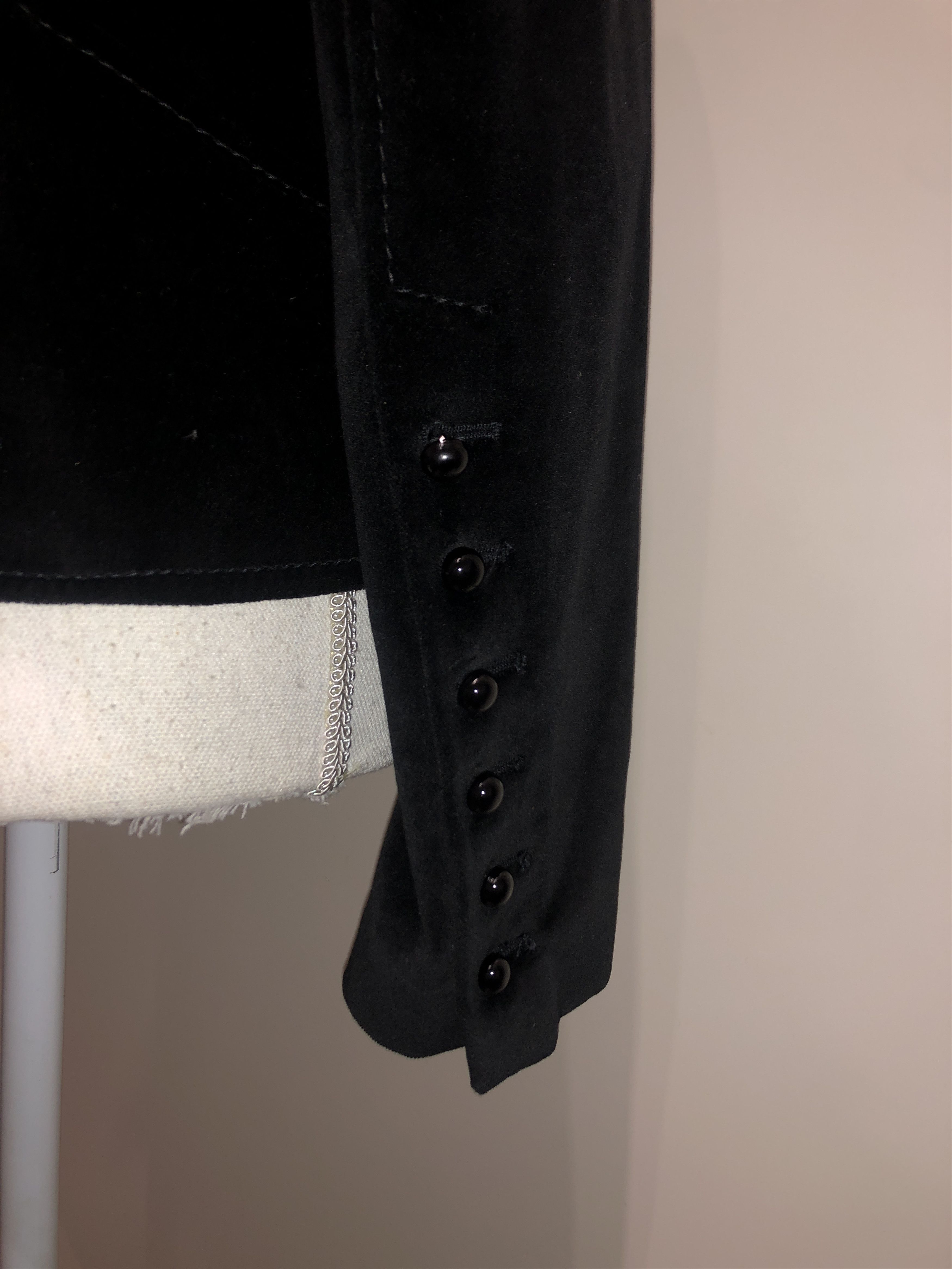 Alexander McQueen Black Velvet Embellished Jacket Size M / US 6-8 / IT 42-44 - 15 Thumbnail