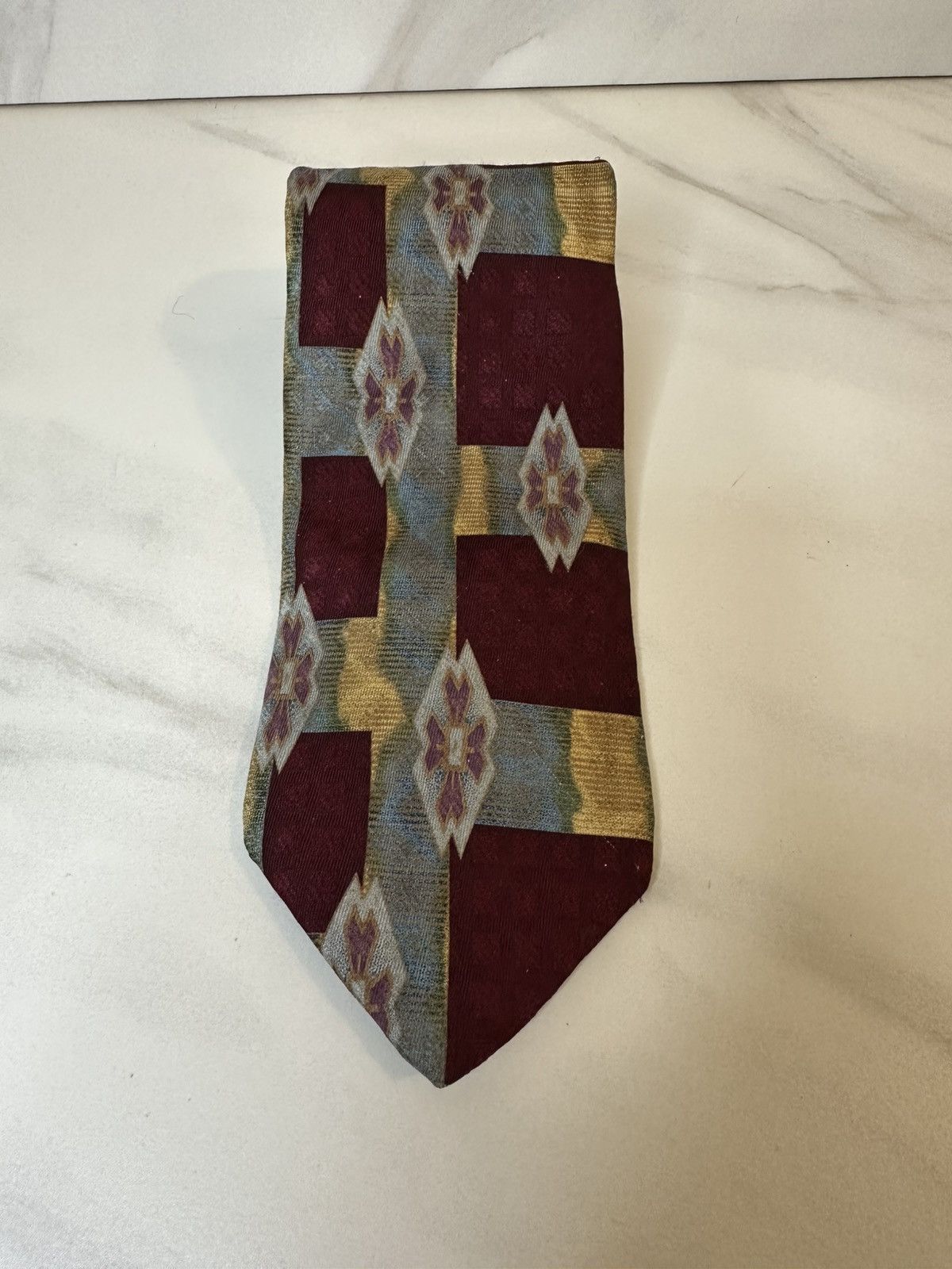 XMI Platinum XMI corpcore burgundy/gold/silver geometric silk necktie Size ONE SIZE - 1 Thumbnail