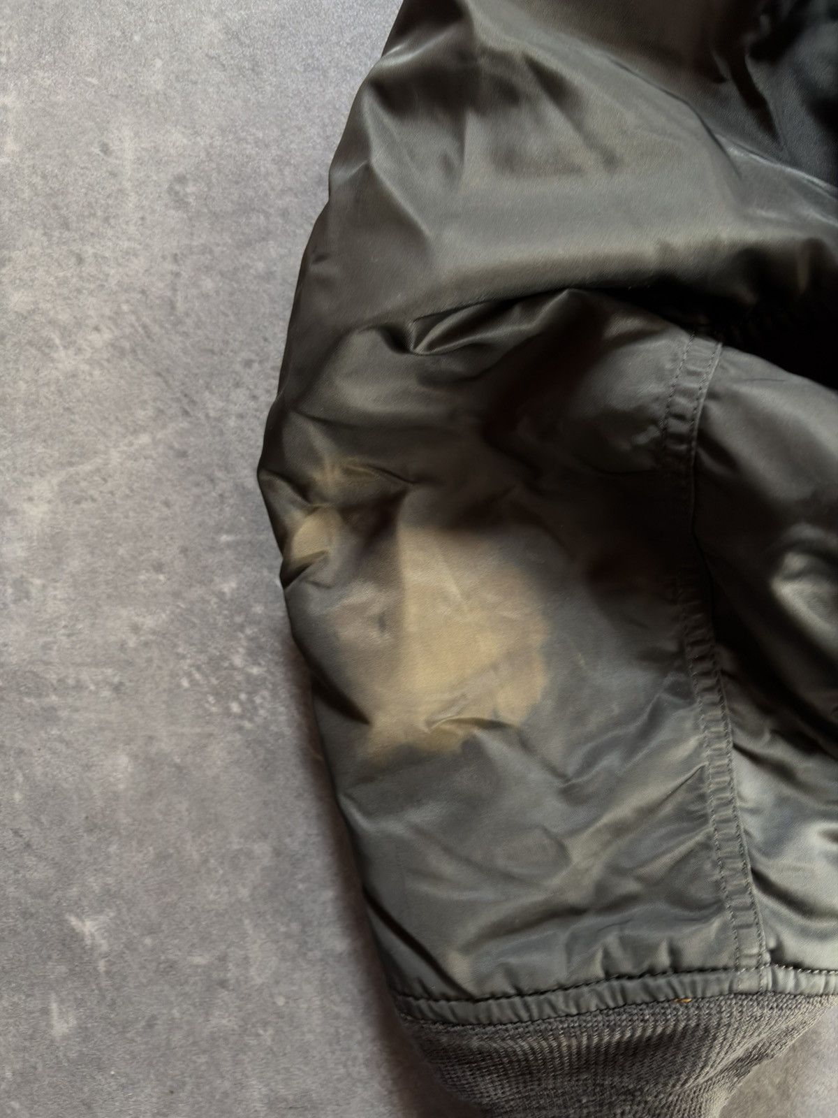 Alpha Industries 00s Alpha Industries Faux Fur Hooded Bomber Jacket S M Size US S / EU 44-46 / 1 - 5 Thumbnail
