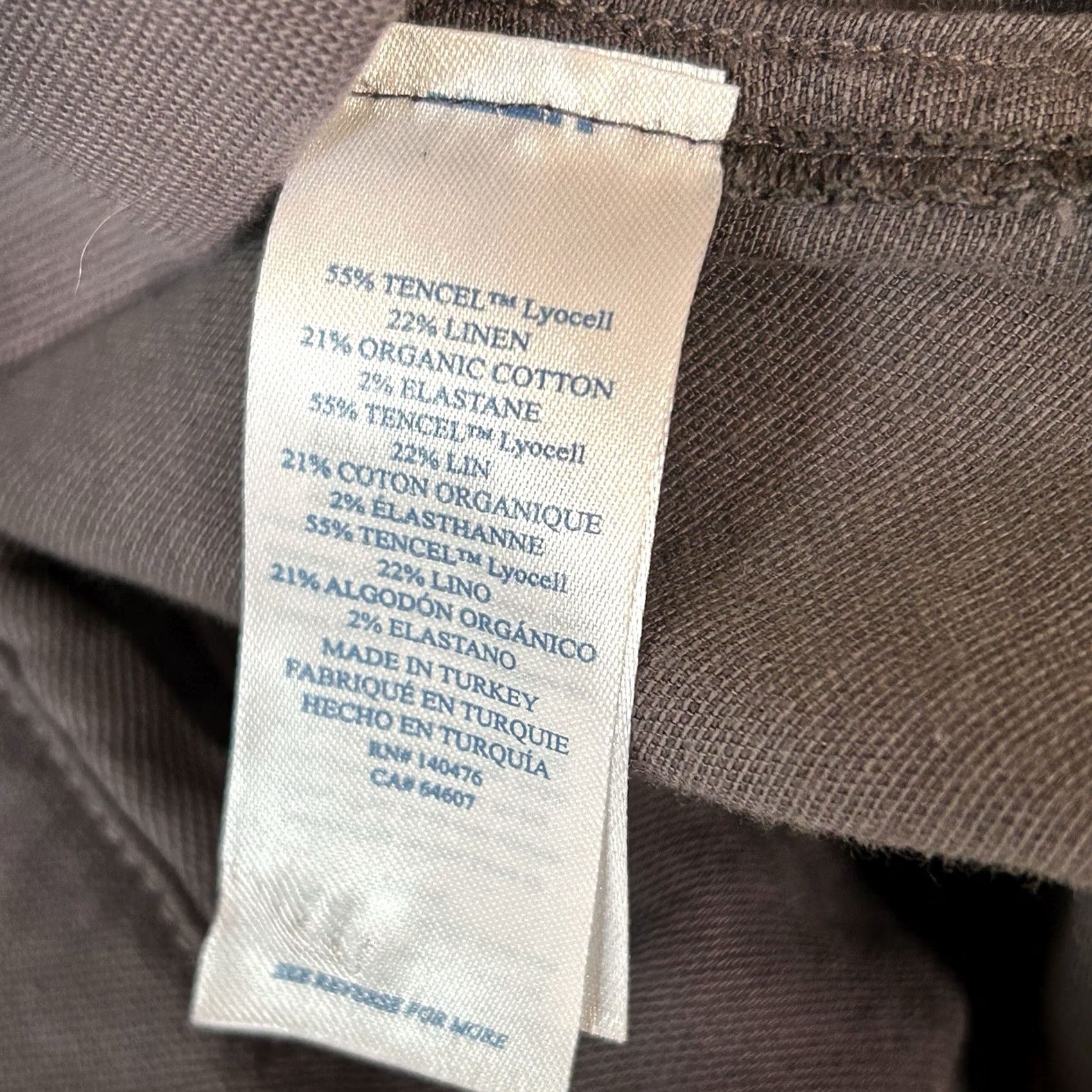 Faherty - Maximize search visibility: Uses keywords "Faherty Arlie Day," "Gray," and "Womens Medium" which are relevant to the product Size 32" / US 10 / IT 46 - 5 Thumbnail