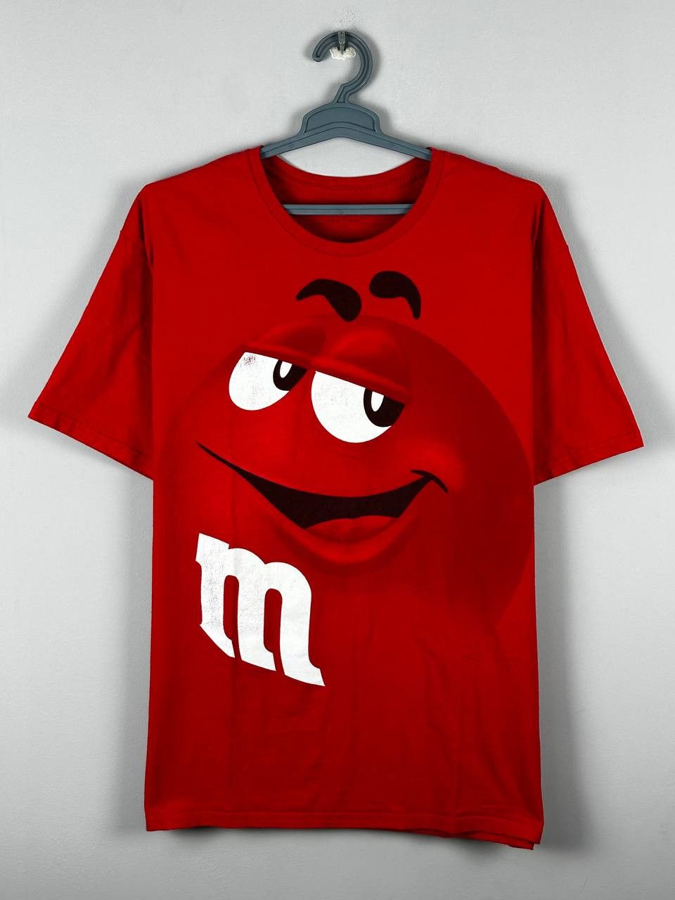 Vintage Vintage M&Ms Big Logo Red Candy Shirt Size US XL / EU 56 / 4 - 1 Thumbnail