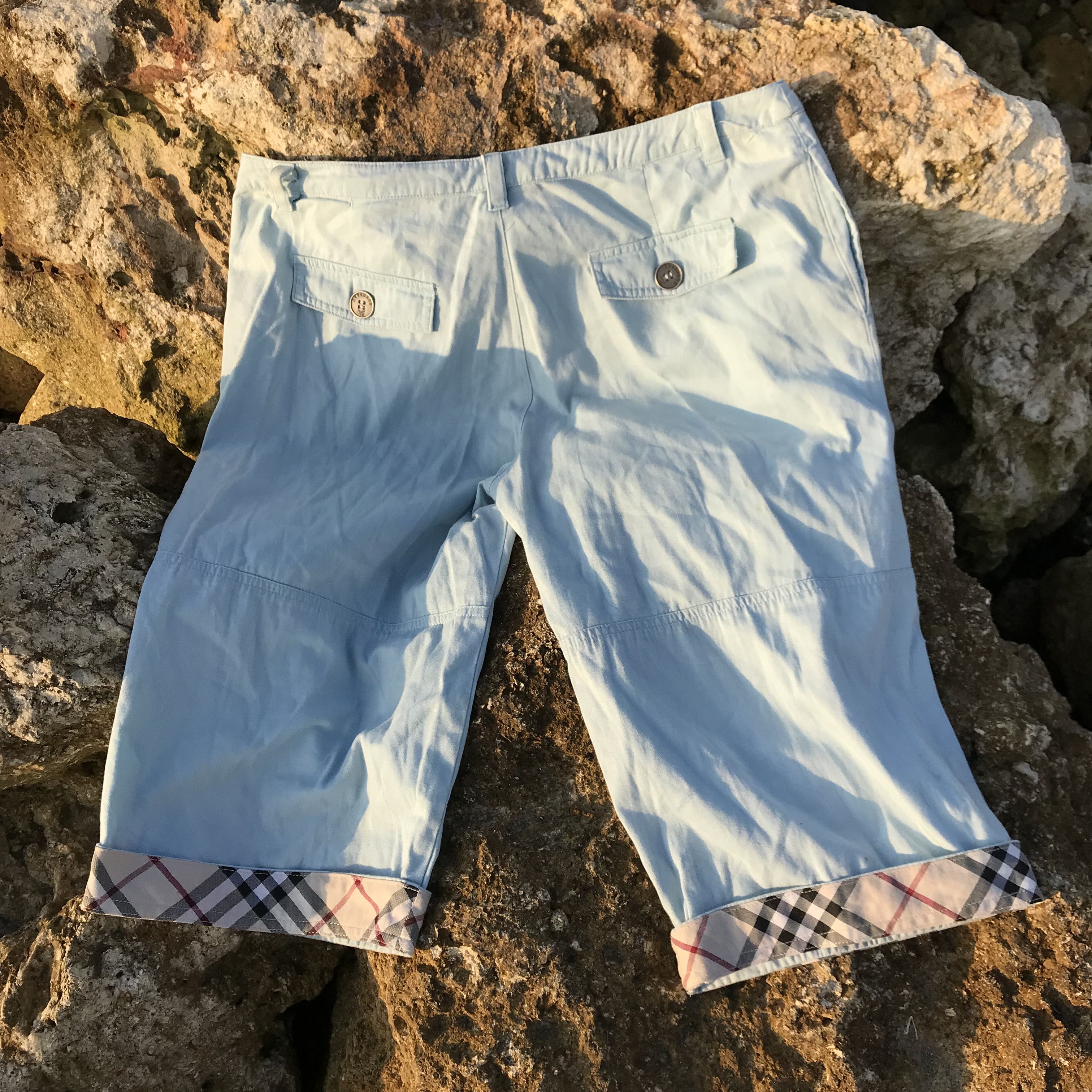 Vintage Burberry baby blue short novacheck pants Trouser pan