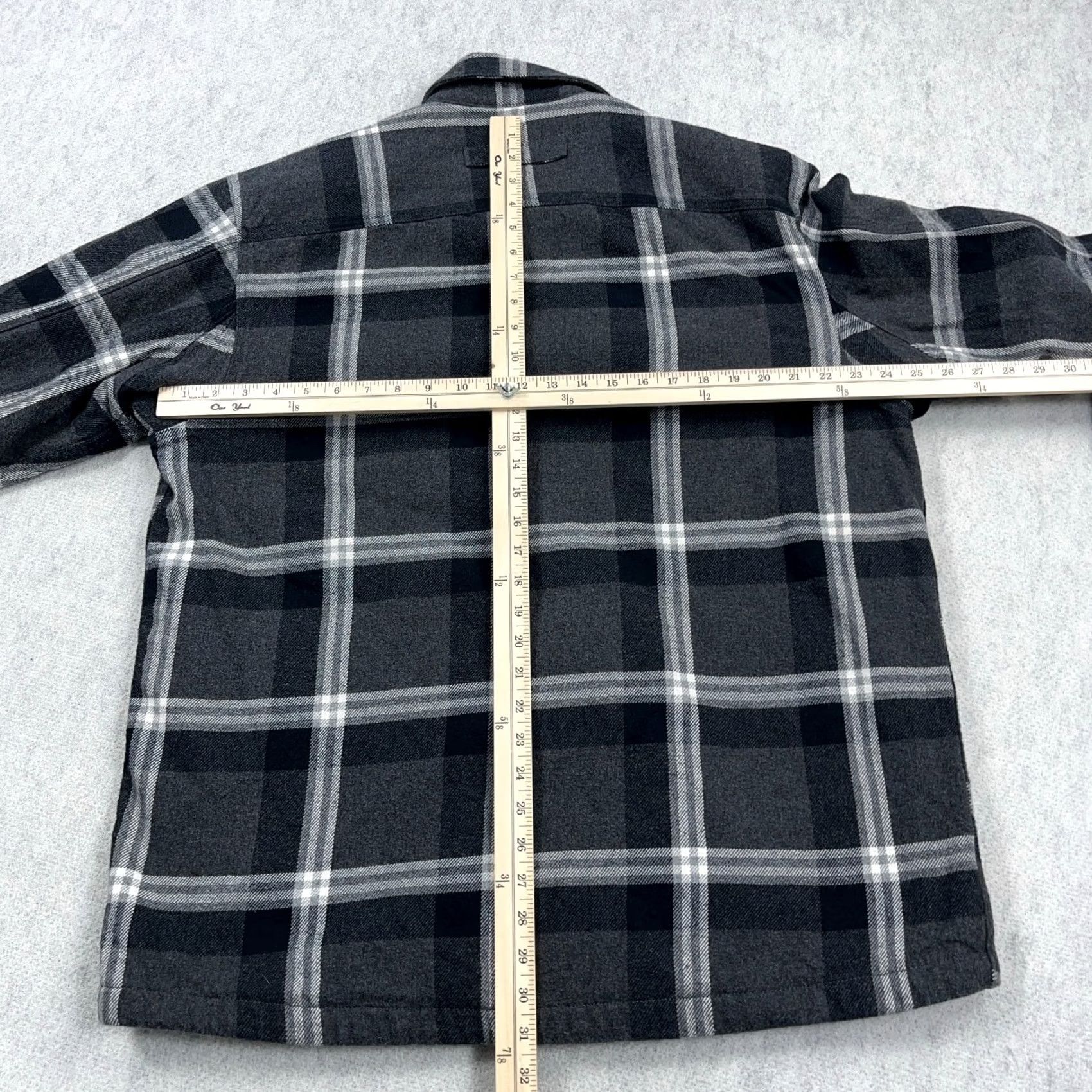 Vintage Duluth Shacket Men XL Gray Plaid Fleece-Lined Over Shirt Jacket Cotton Twill Knit Button Pockets Quilted Vintage: No Size US XL / EU 56 / 4 - 7 Thumbnail